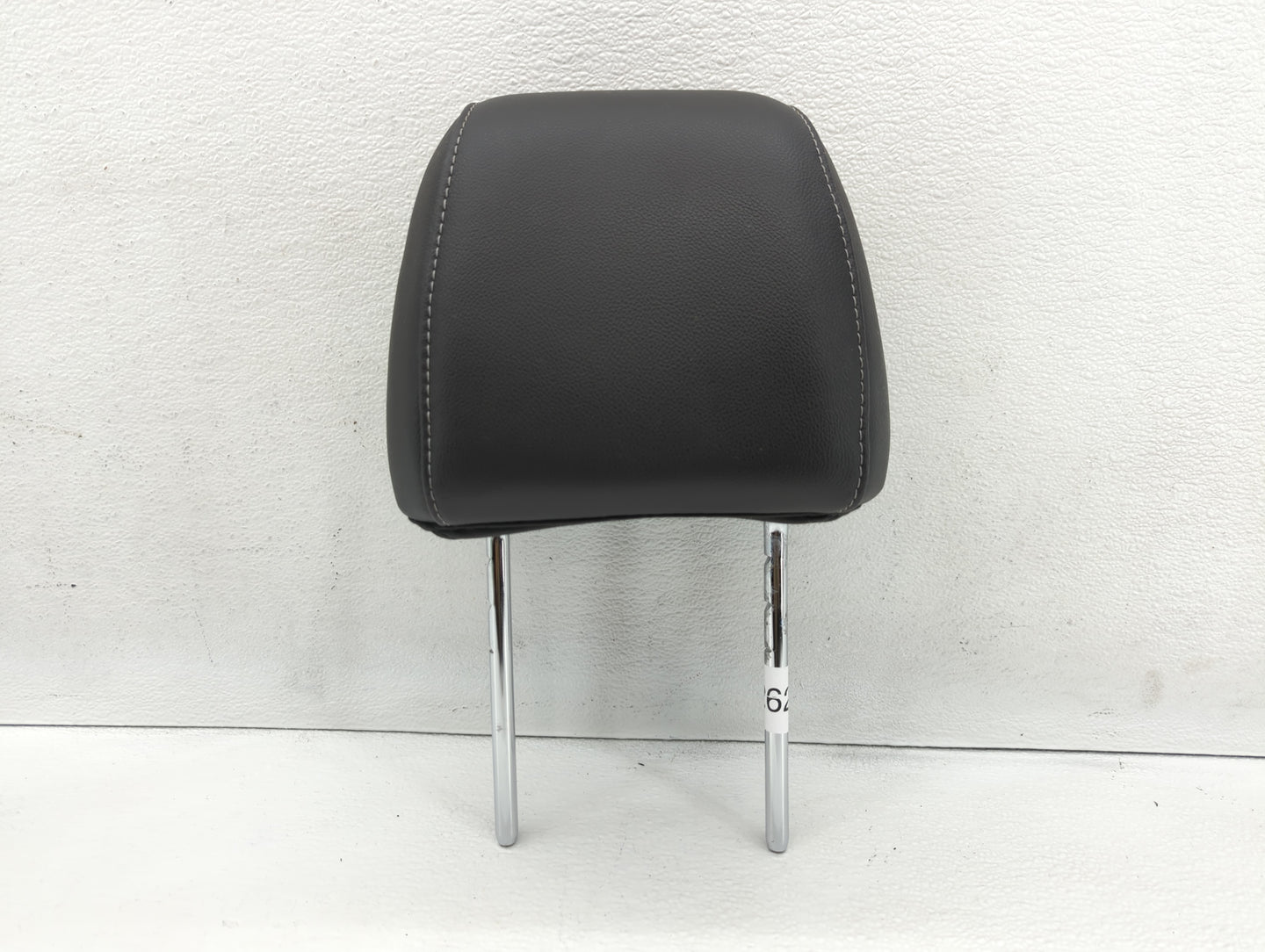 2014 Ford Escape Headrest Head Rest Front Driver Passenger Seat Fits OEM Used Auto Parts - Oemusedautoparts1.com