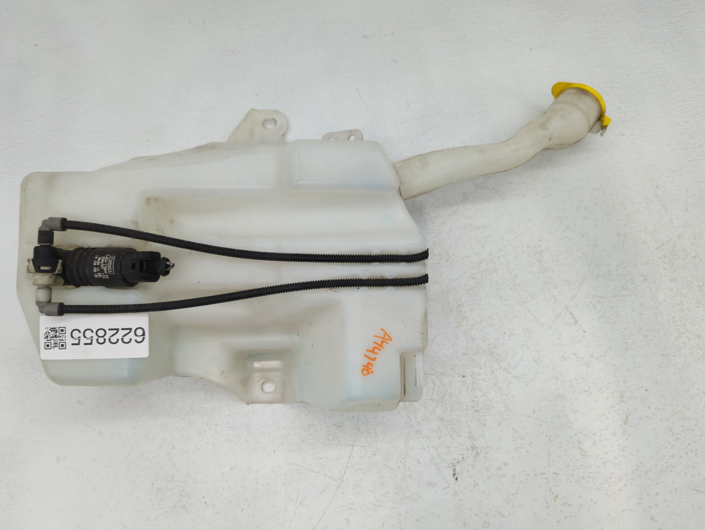 2013-2014 Ford Escape Windshield Washer Fluid Reservoir Bottle Oem - Oemusedautoparts1.com