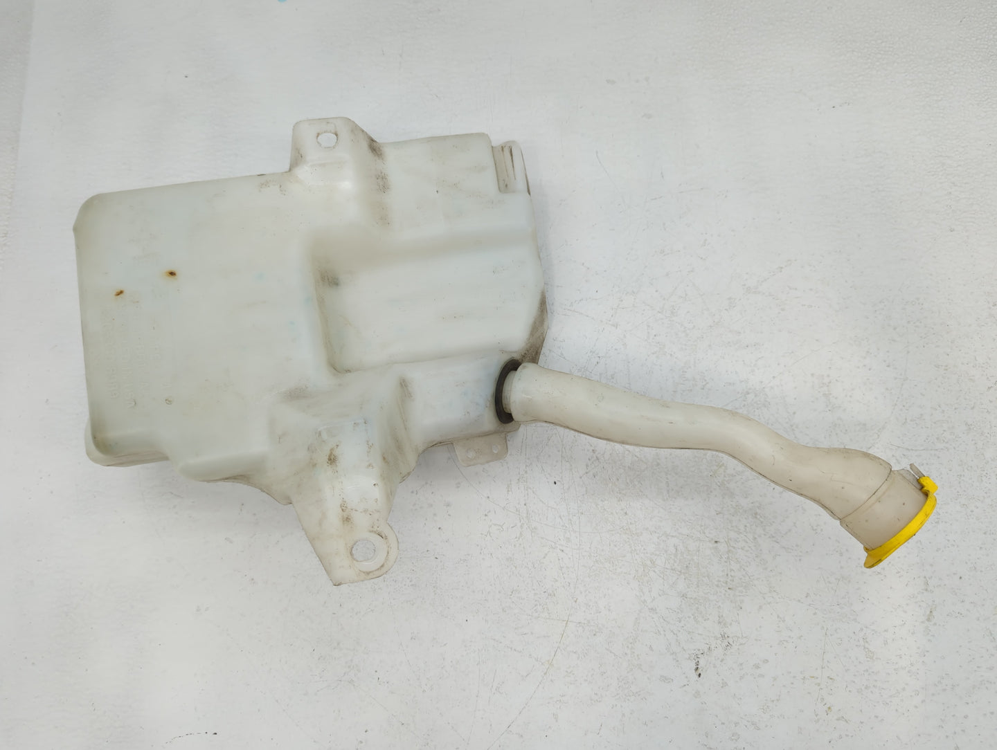 2013-2014 Ford Escape Windshield Washer Fluid Reservoir Bottle Oem - Oemusedautoparts1.com