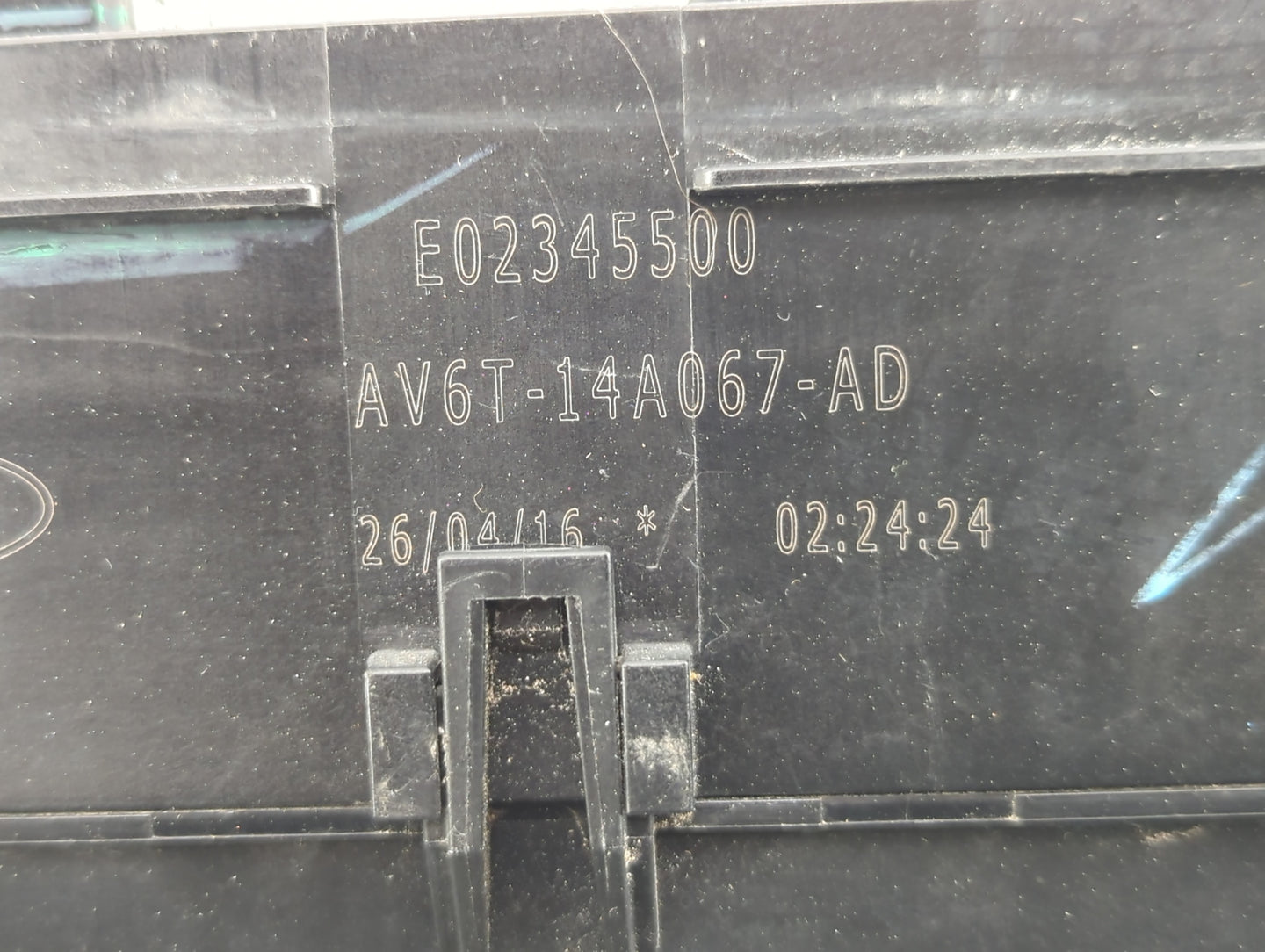 2013-2016 Ford Escape Fusebox Fuse Box Panel Relay Module P/N:AV6T-14A067-AD Fits Fits 2013 2014 2015 2016 OEM Used Auto Par