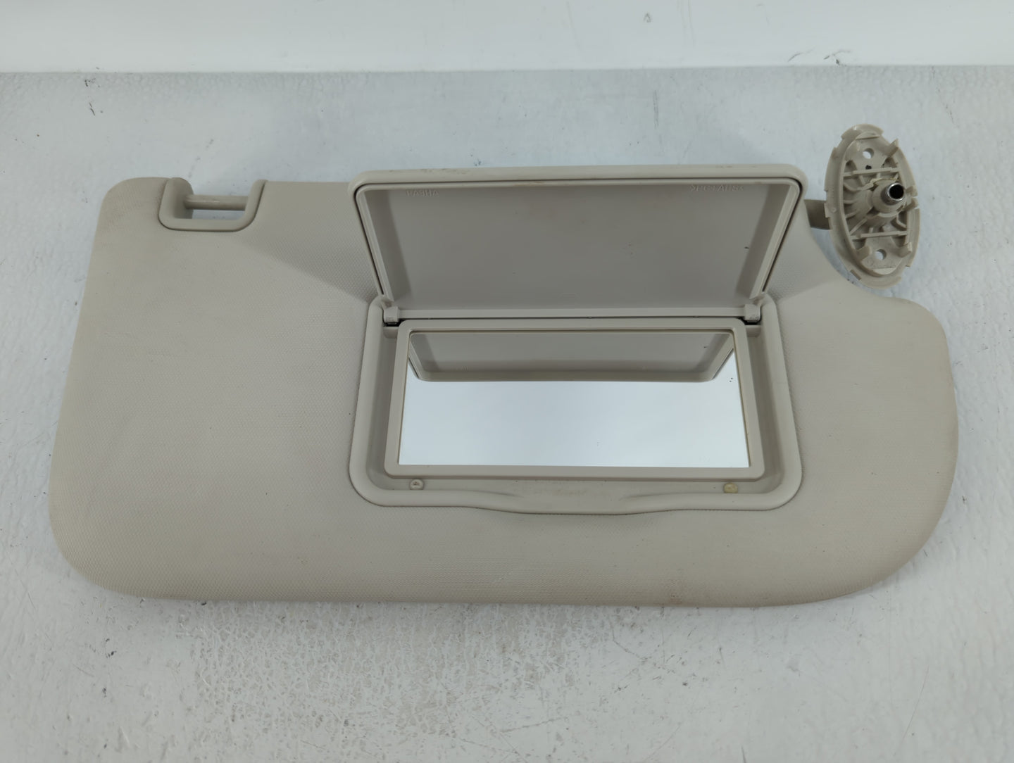 2013-2019 Ford Escape Sun Visor Shade Replacement Passenger Right Mirror Fits Fits 2013 2014 2015 2016 2017 2018 2019 OEM Us