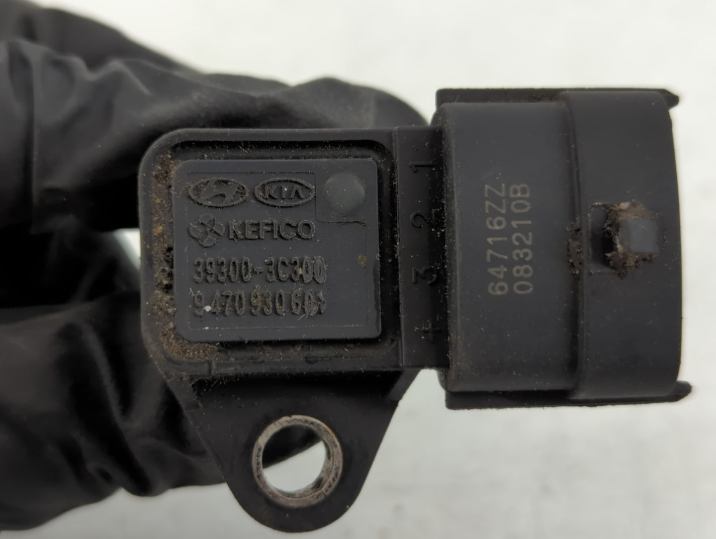 2013-2016 Ford Escape Mass Air Flow Meter Maf - Oemusedautoparts1.com