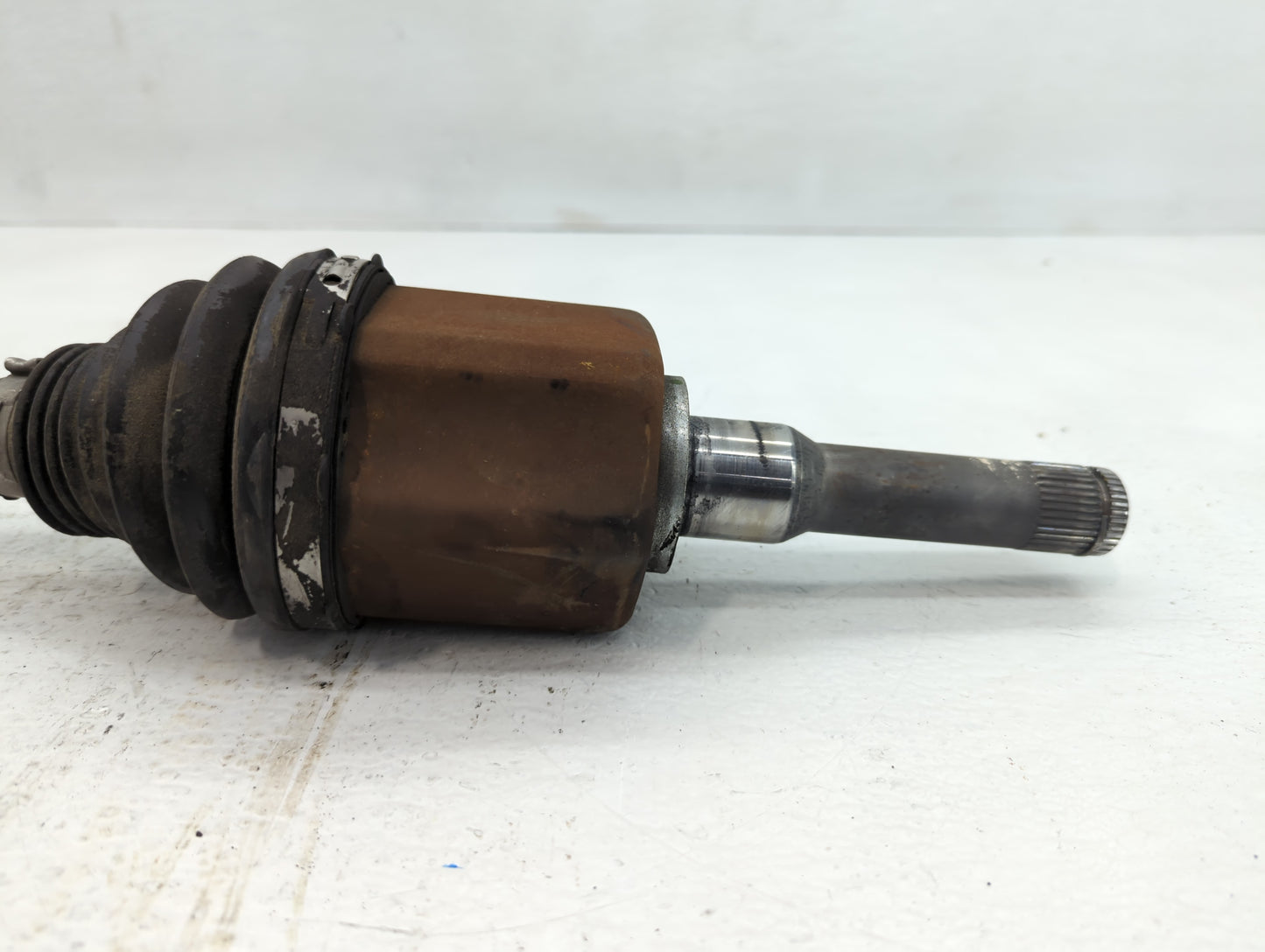 2013-2019 Ford Escape Axle Shaft Front Driver Cv C/v - Oemusedautoparts1.com