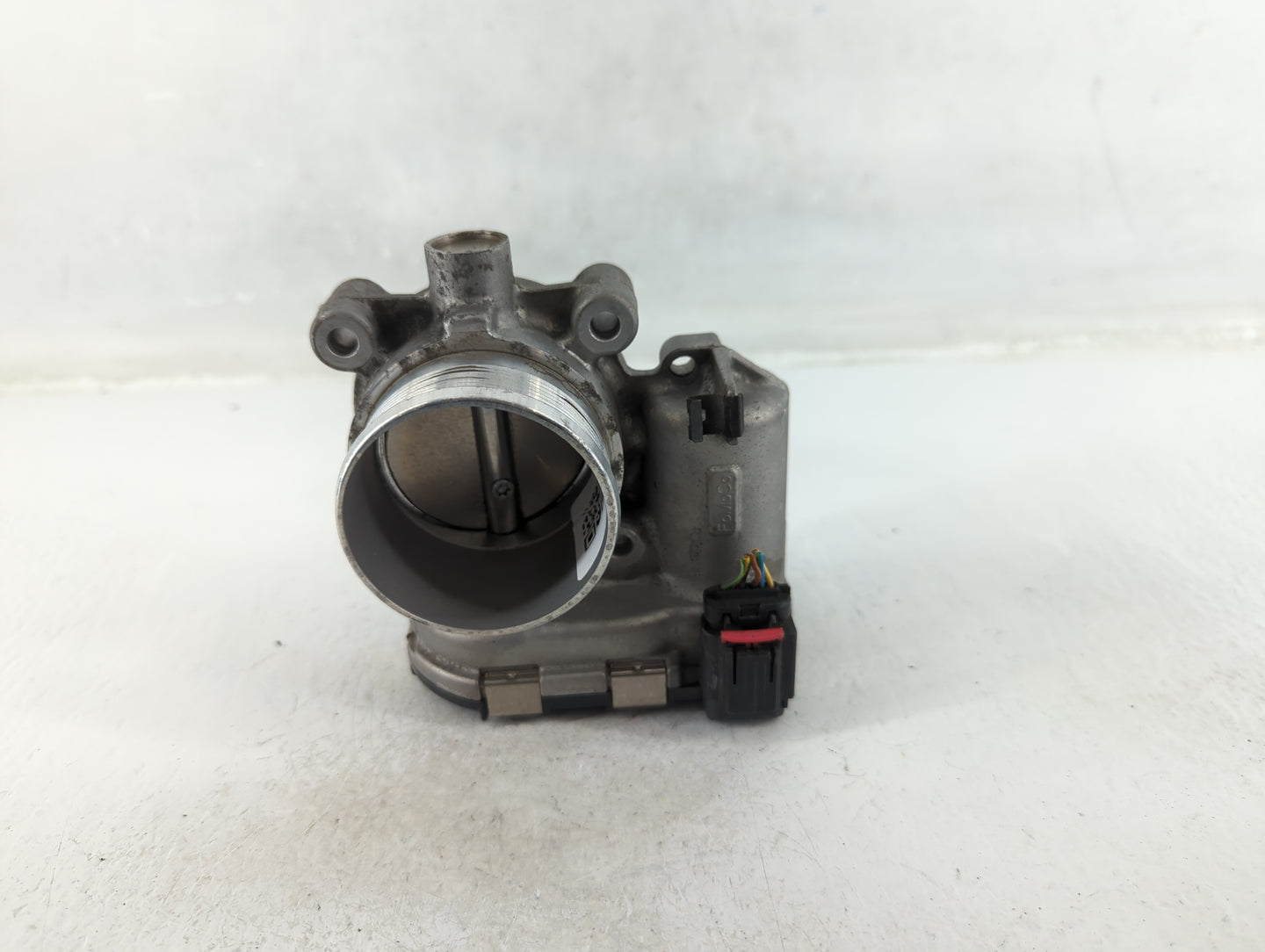 2013-2016 Ford Escape Throttle Body P/N:DS7E-9F991-BB Fits Fits 2012 2013 2014 2015 2016 2017 OEM Used Auto Parts - Oemuseda