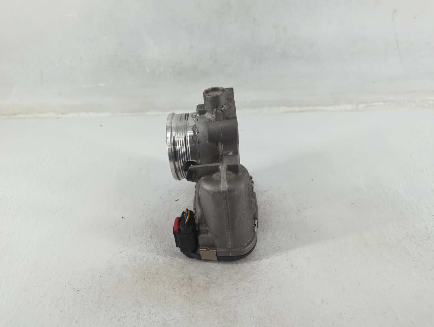 2013-2016 Ford Escape Throttle Body P/N:DS7E-9F991-BB Fits Fits 2012 2013 2014 2015 2016 2017 OEM Used Auto Parts - Oemuseda
