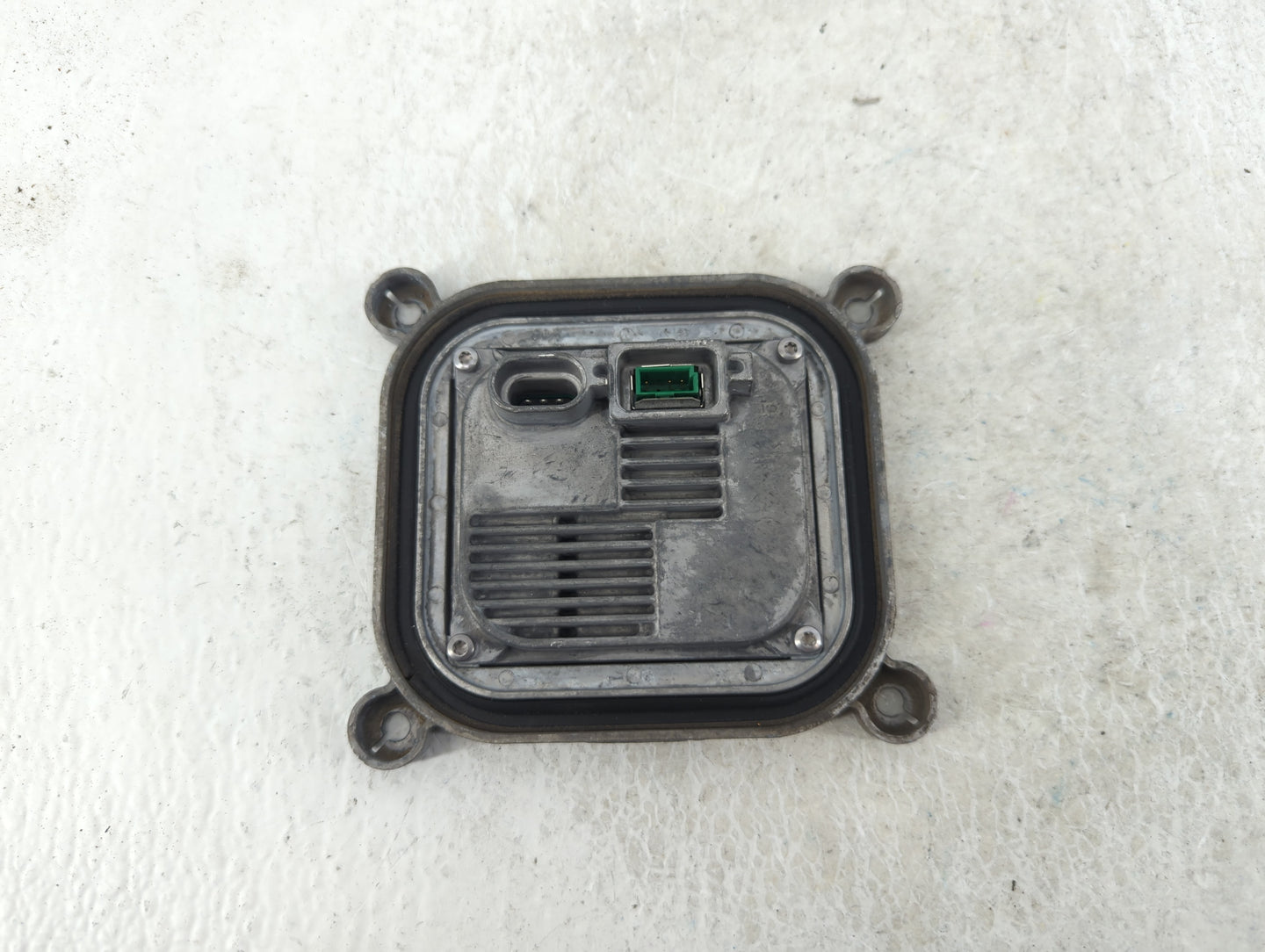2013-2016 Ford Escape Headlight Ballast Head Light - Oemusedautoparts1.com