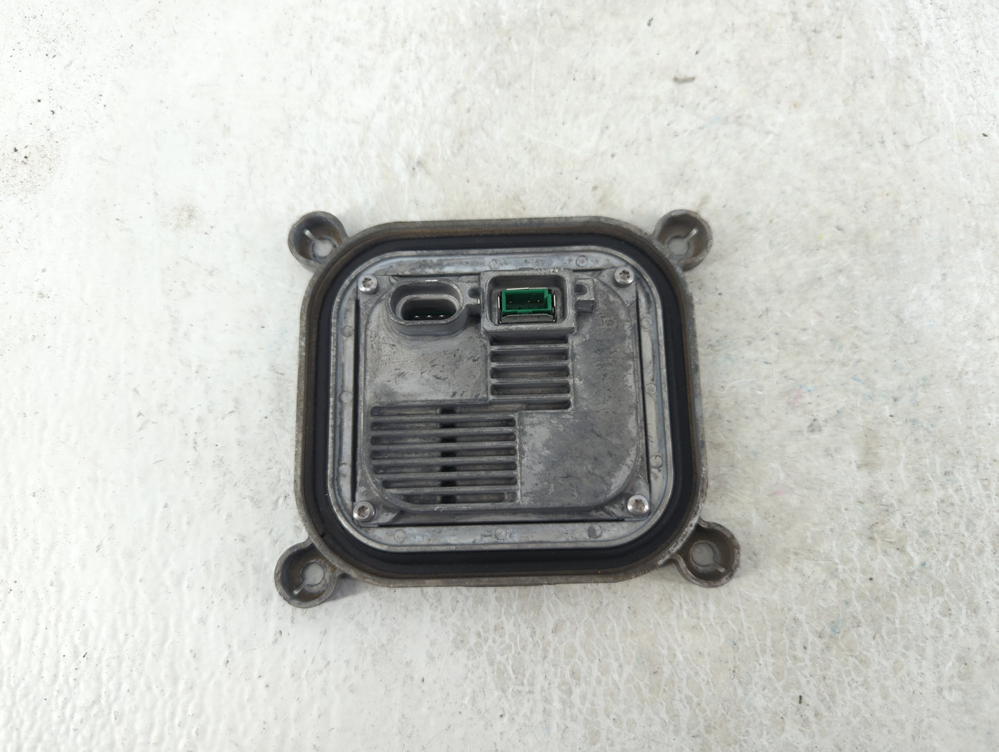 2013-2016 Ford Escape Headlight Ballast Head Light - Oemusedautoparts1.com