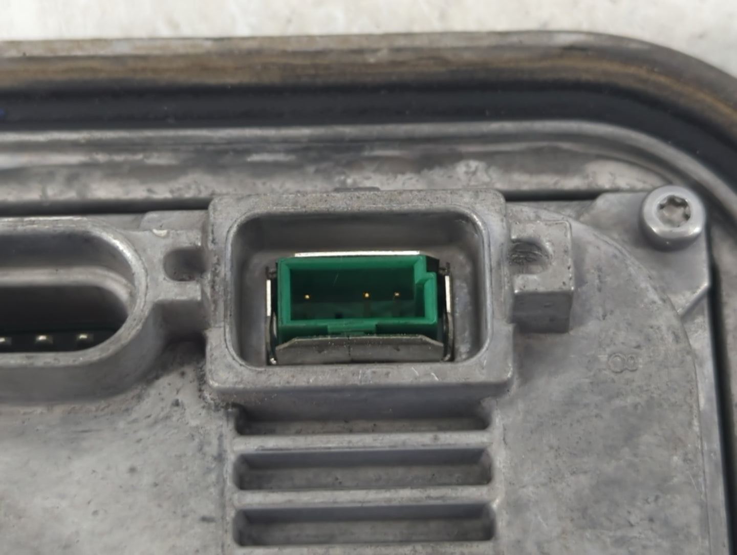 2013-2016 Ford Escape Headlight Ballast Head Light - Oemusedautoparts1.com