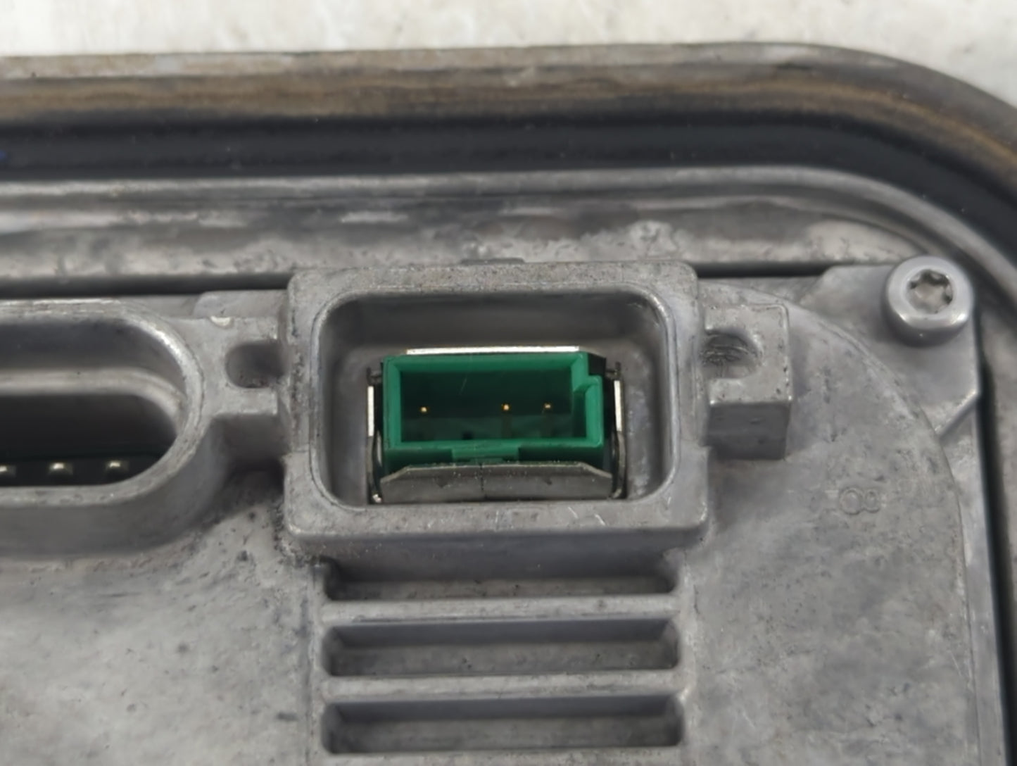 2013-2016 Ford Escape Headlight Ballast Head Light - Oemusedautoparts1.com
