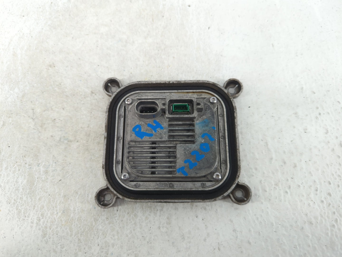 2013-2016 Ford Escape Headlight Ballast Head Light - Oemusedautoparts1.com