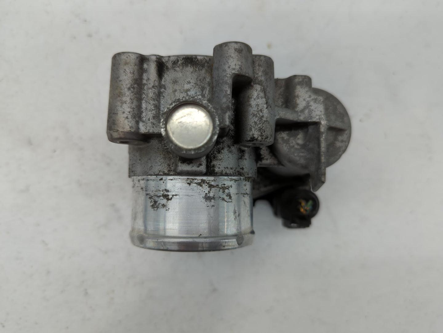 2013-2016 Ford Escape Throttle Body P/N:7S7G-9F991-CA Fits Fits 2013 2014 2015 2016 2017 2018 2019 OEM Used Auto Parts - Oem