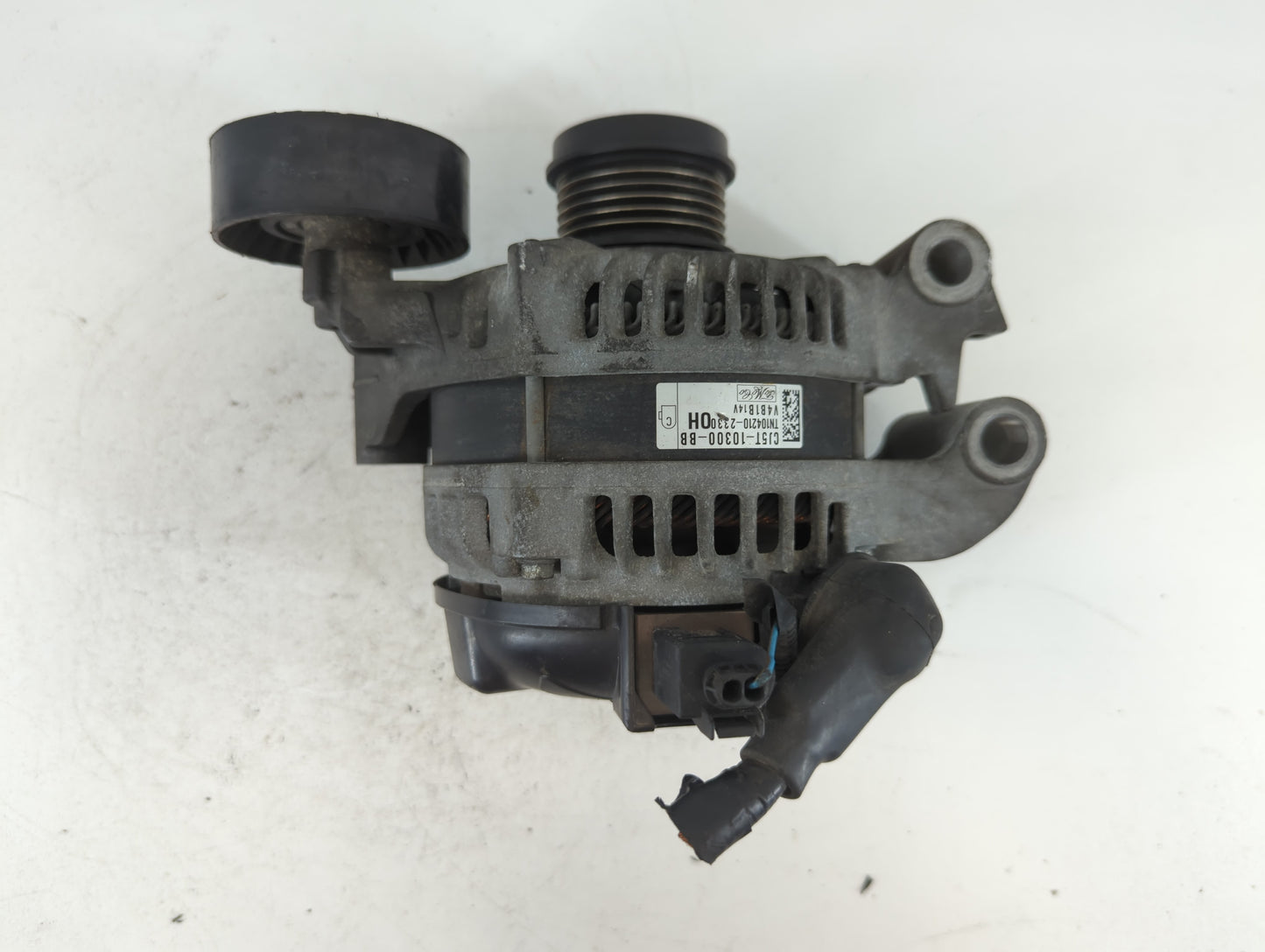 2013-2019 Ford Escape Alternator Replacement Generator Charging Assembly Engine OEM P/N:CJ5T-10300-BB Fits OEM Used Auto Par