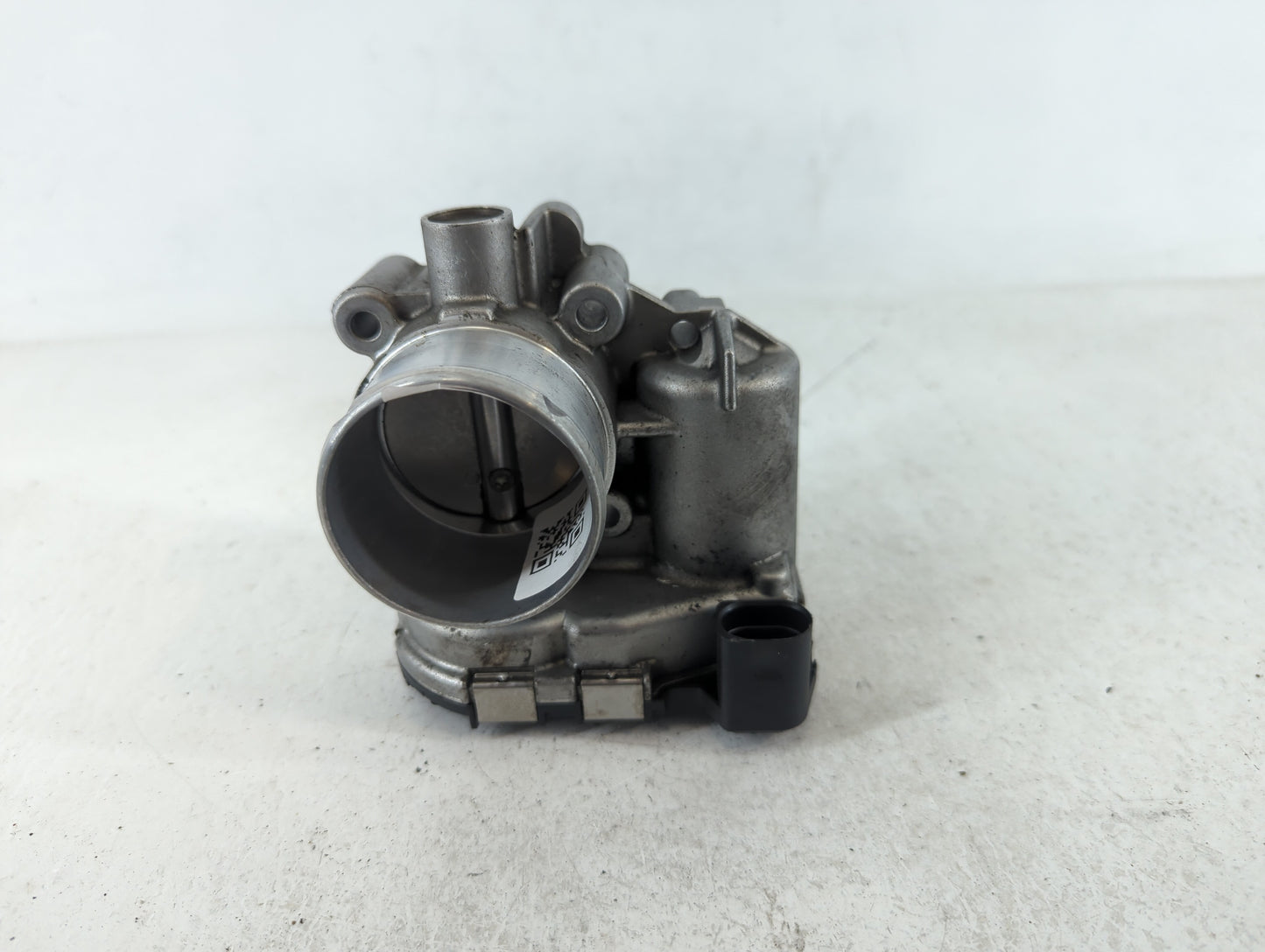 2013-2016 Ford Escape Throttle Body P/N:7S7G-9F991-CA Fits Fits 2013 2014 2015 2016 2017 2018 2019 OEM Used Auto Parts - Oem