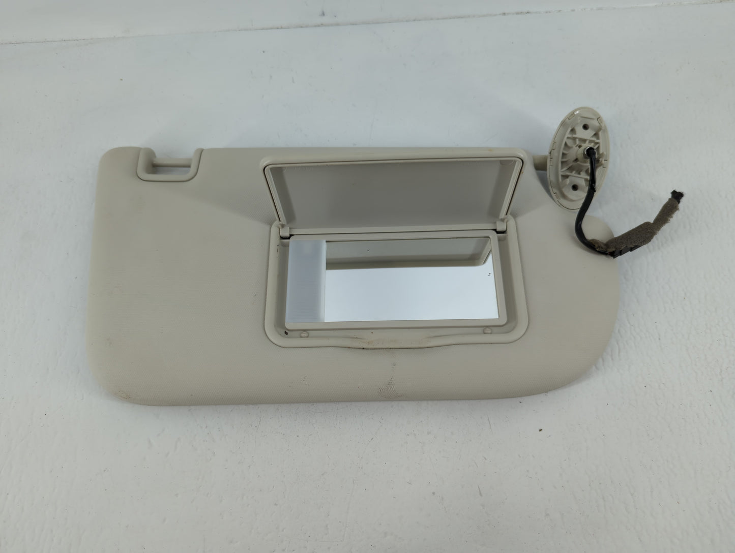 2013-2019 Ford Escape Sun Visor Shade Replacement Passenger Right Mirror Fits Fits 2013 2014 2015 2016 2017 2018 2019 OEM Us