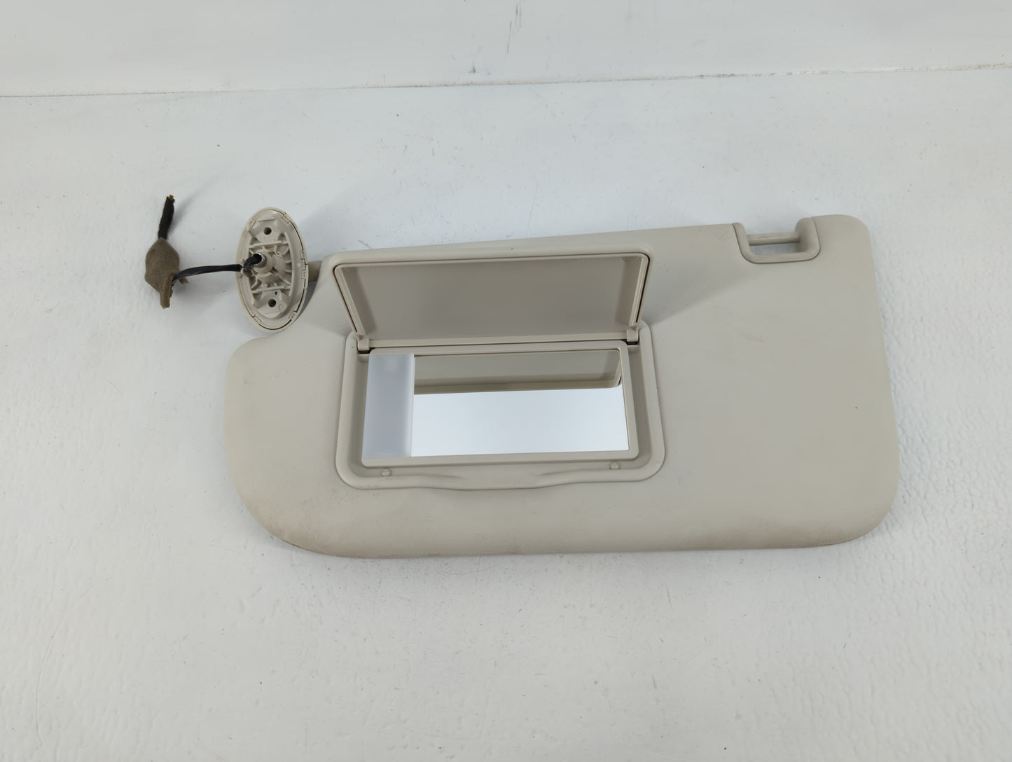 2013-2019 Ford Escape Sun Visor Shade Replacement Driver Left Mirror Fits Fits 2013 2014 2015 2016 2017 2018 2019 OEM Used A