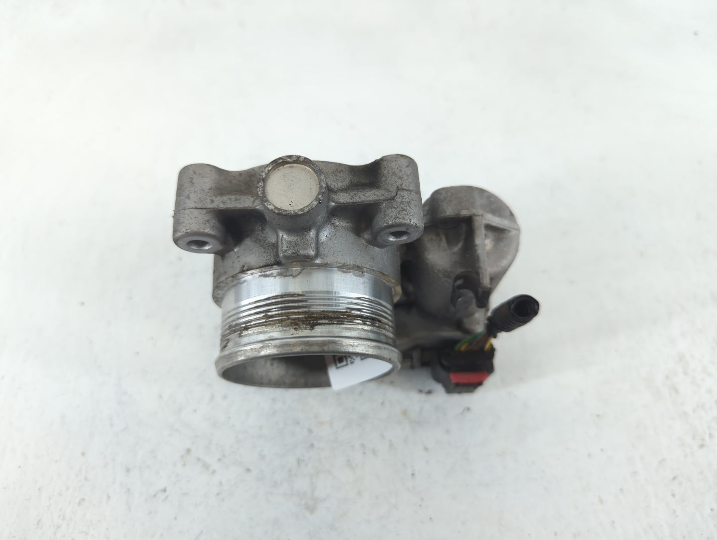 2013-2016 Ford Escape Throttle Body P/N:DS7E-9F991-BB Fits Fits 2012 2013 2014 2015 2016 2017 OEM Used Auto Parts - Oemuseda