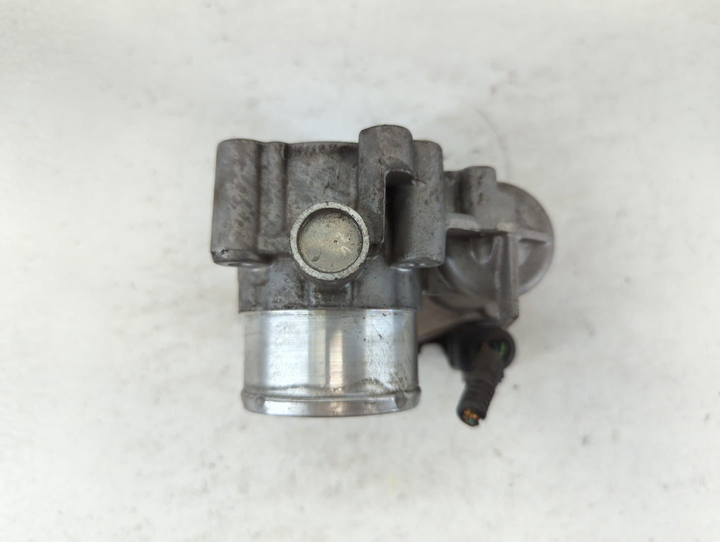 2013-2016 Ford Escape Throttle Body P/N:7S7G-9F991-CA Fits Fits 2013 2014 2015 2016 2017 2018 2019 OEM Used Auto Parts - Oem