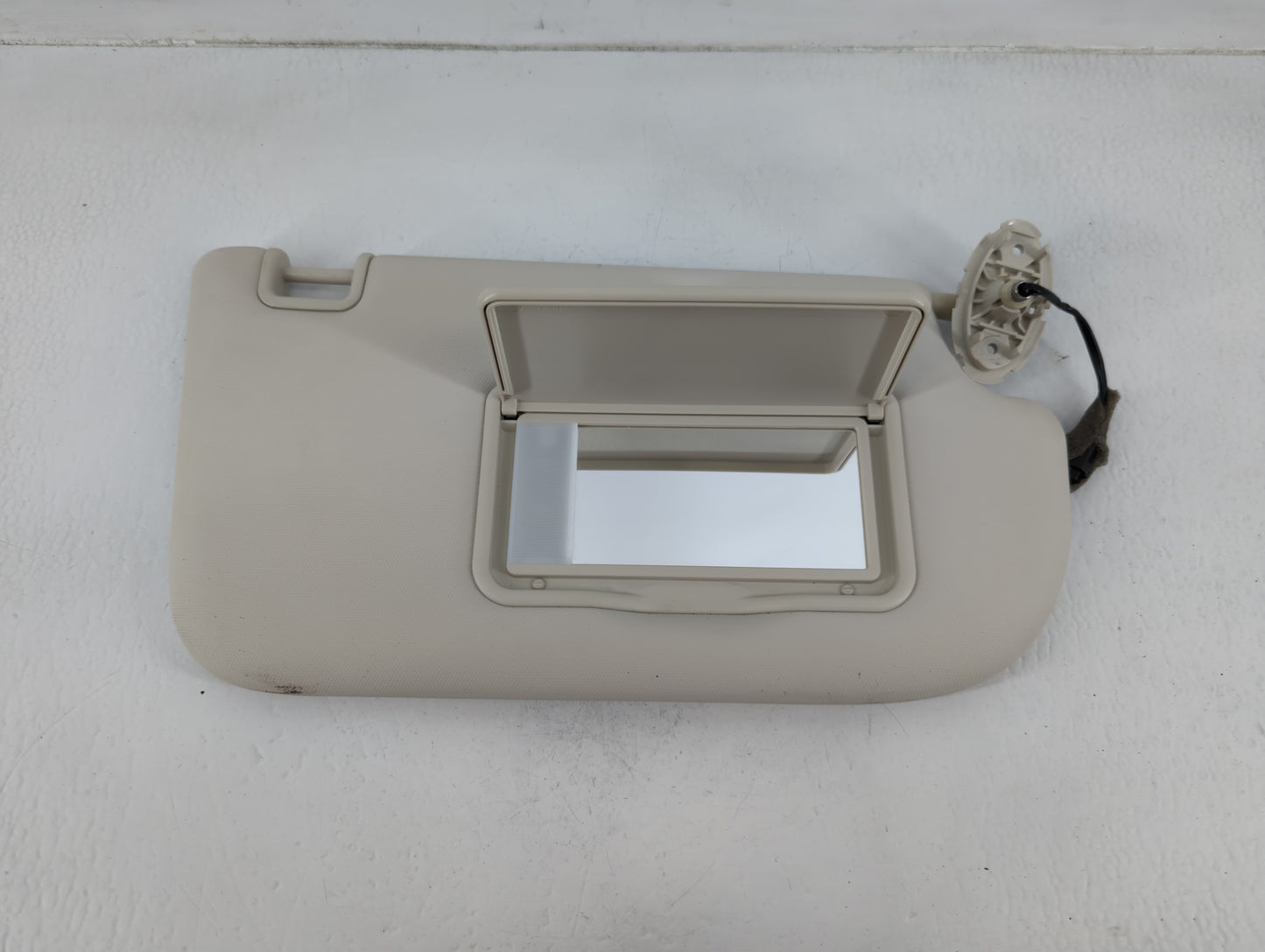 2013-2019 Ford Escape Sun Visor Shade Replacement Passenger Right Mirror Fits Fits 2013 2014 2015 2016 2017 2018 2019 OEM Us