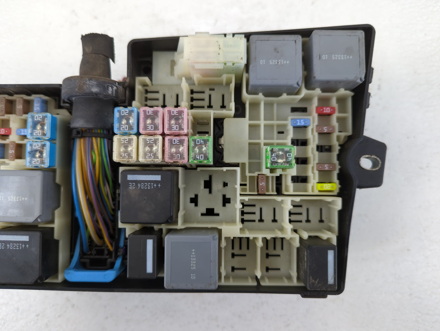 2013-2016 Ford Escape Fusebox Fuse Box Panel Relay Module P/N:AV6T-14A142-AB Fits Fits 2013 2014 2015 2016 OEM Used Auto Par