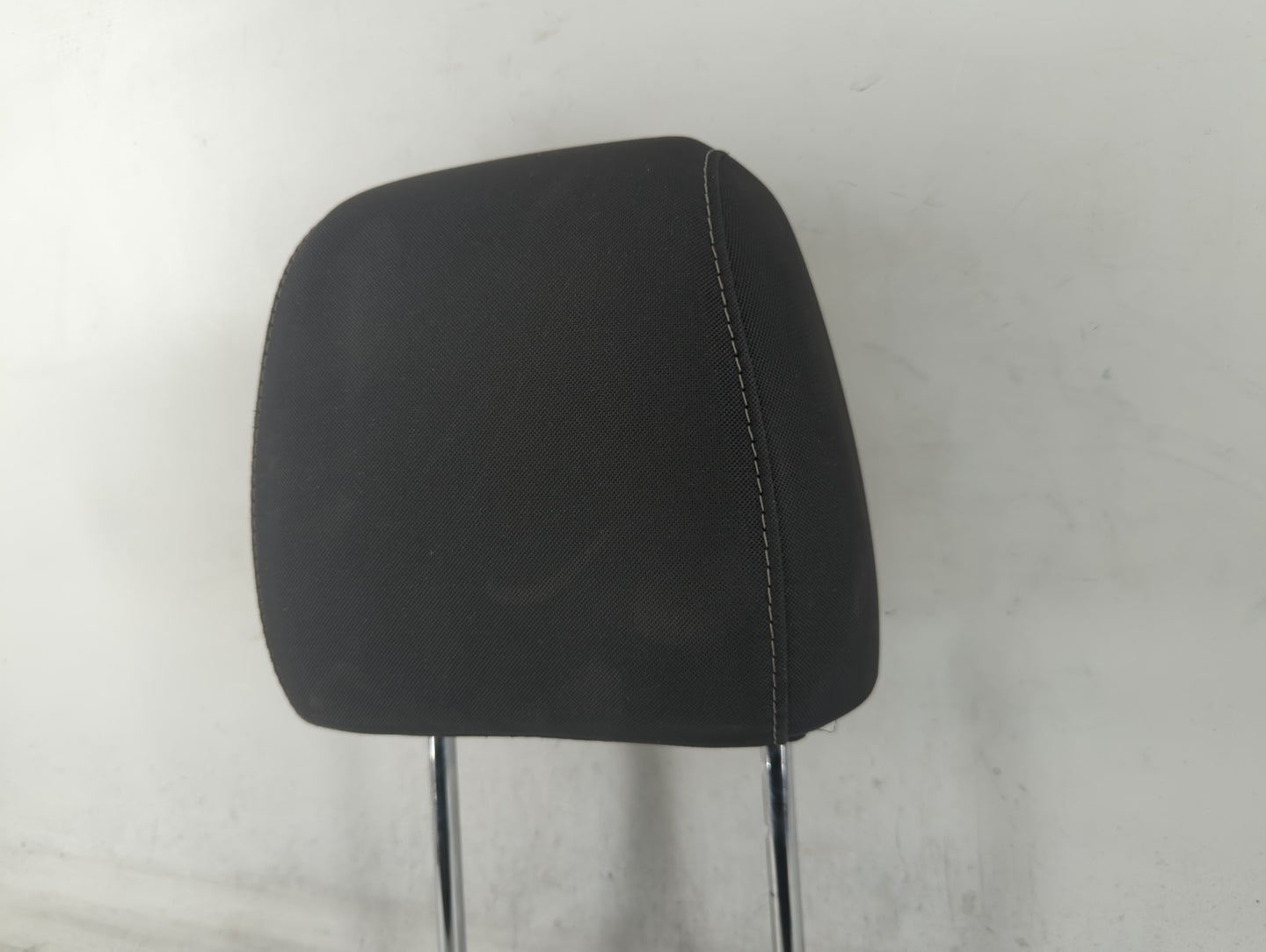 2013-2015 Ford Escape Headrest Head Rest Front Driver Passenger Seat - Oemusedautoparts1.com