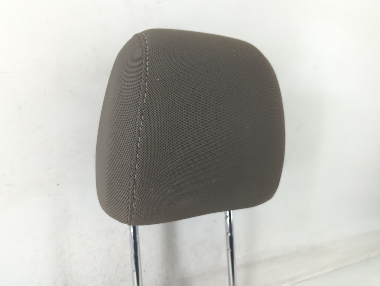 2014 Ford Escape Headrest Head Rest Front Driver Passenger Seat Fits OEM Used Auto Parts - Oemusedautoparts1.com