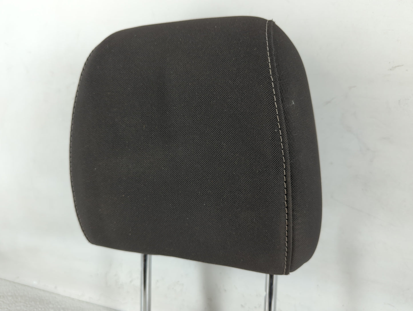 2014 Ford Escape Headrest Head Rest Front Driver Passenger Seat Fits OEM Used Auto Parts - Oemusedautoparts1.com