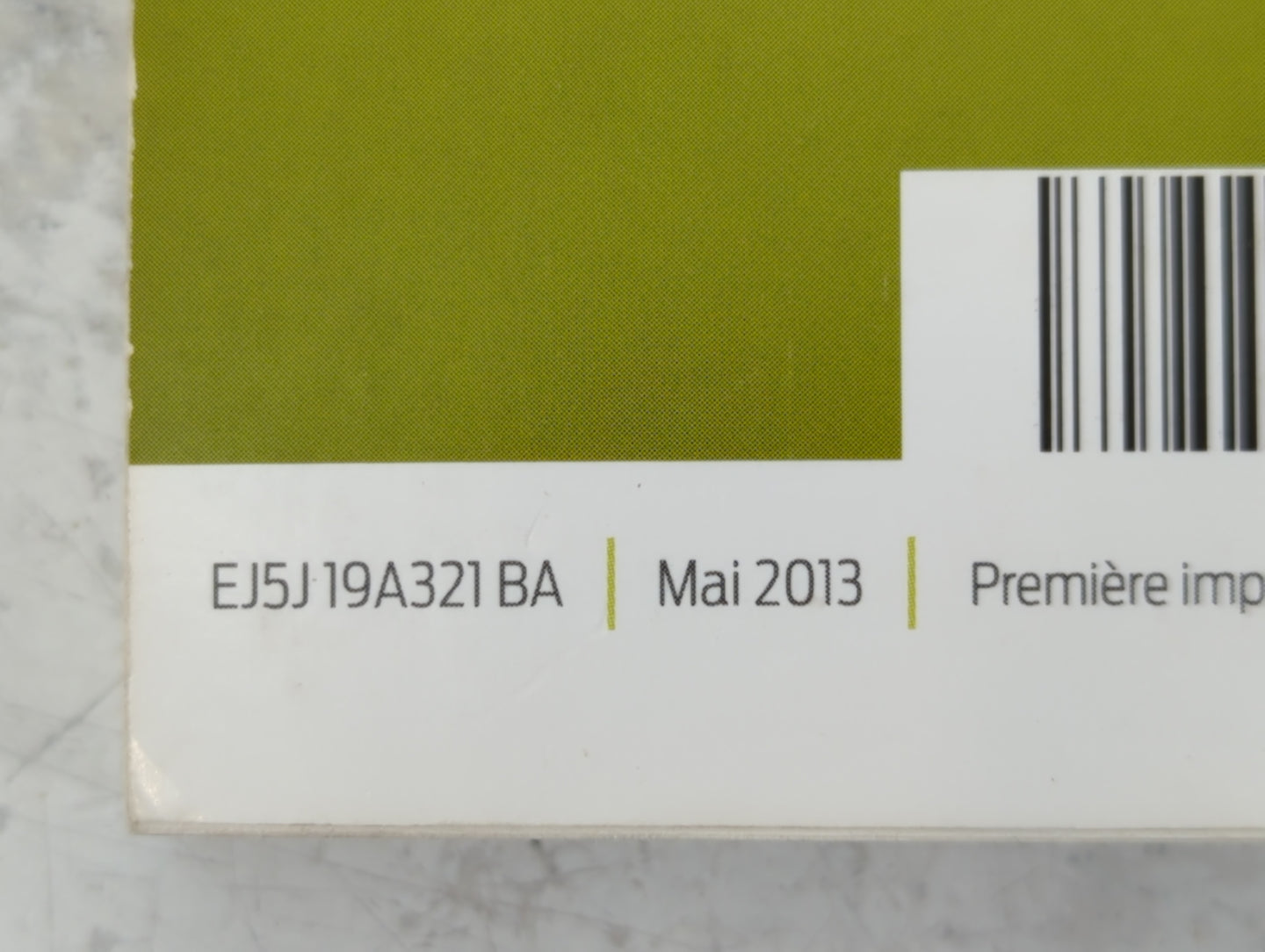 2014 Ford Escape Owners Manual Book Guide P/N:EJ5J19A321 BA OEM Used Auto Parts - Oemusedautoparts1.com