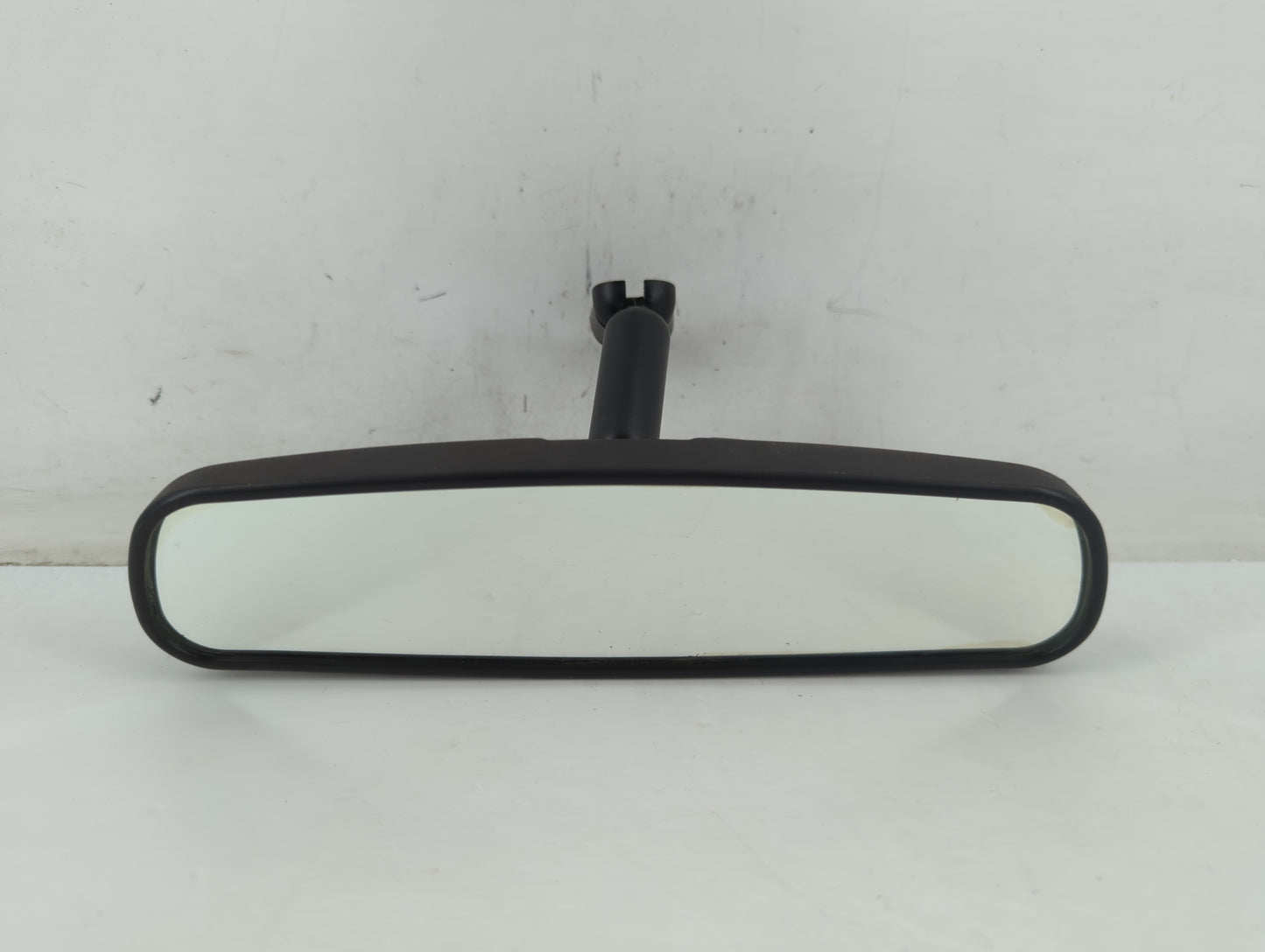 2001-2016 Ford Escape Interior Rear View Mirror Replacement OEM P/N:E8011681 Fits OEM Used Auto Parts - Oemusedautoparts1.co