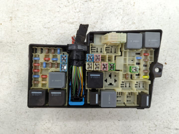 2013-2016 Ford Escape Fusebox Fuse Box Panel Relay Module P/N:AV6T-14A067-AC 5B0Q10107 Fits Fits 2013 2014 2015 2016 OEM Use