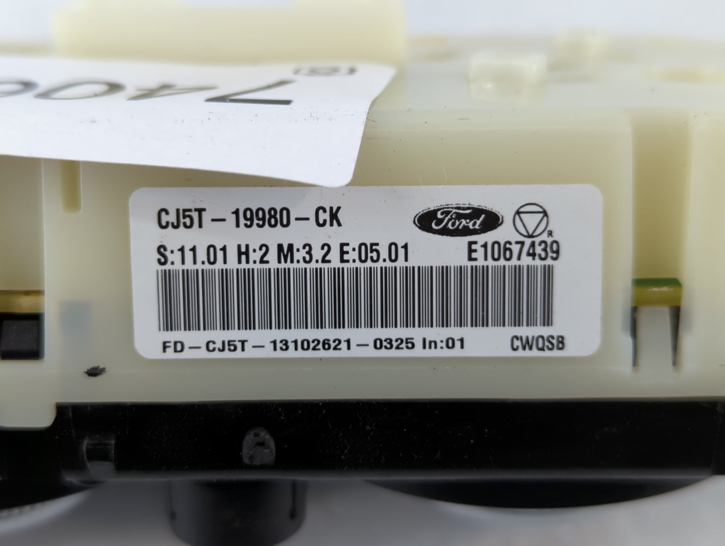 2013-2016 Ford Escape Climate Control Module Temperature AC/Heater Replacement P/N:CJ5T-19980-CK Fits Fits 2013 2014 2015 20