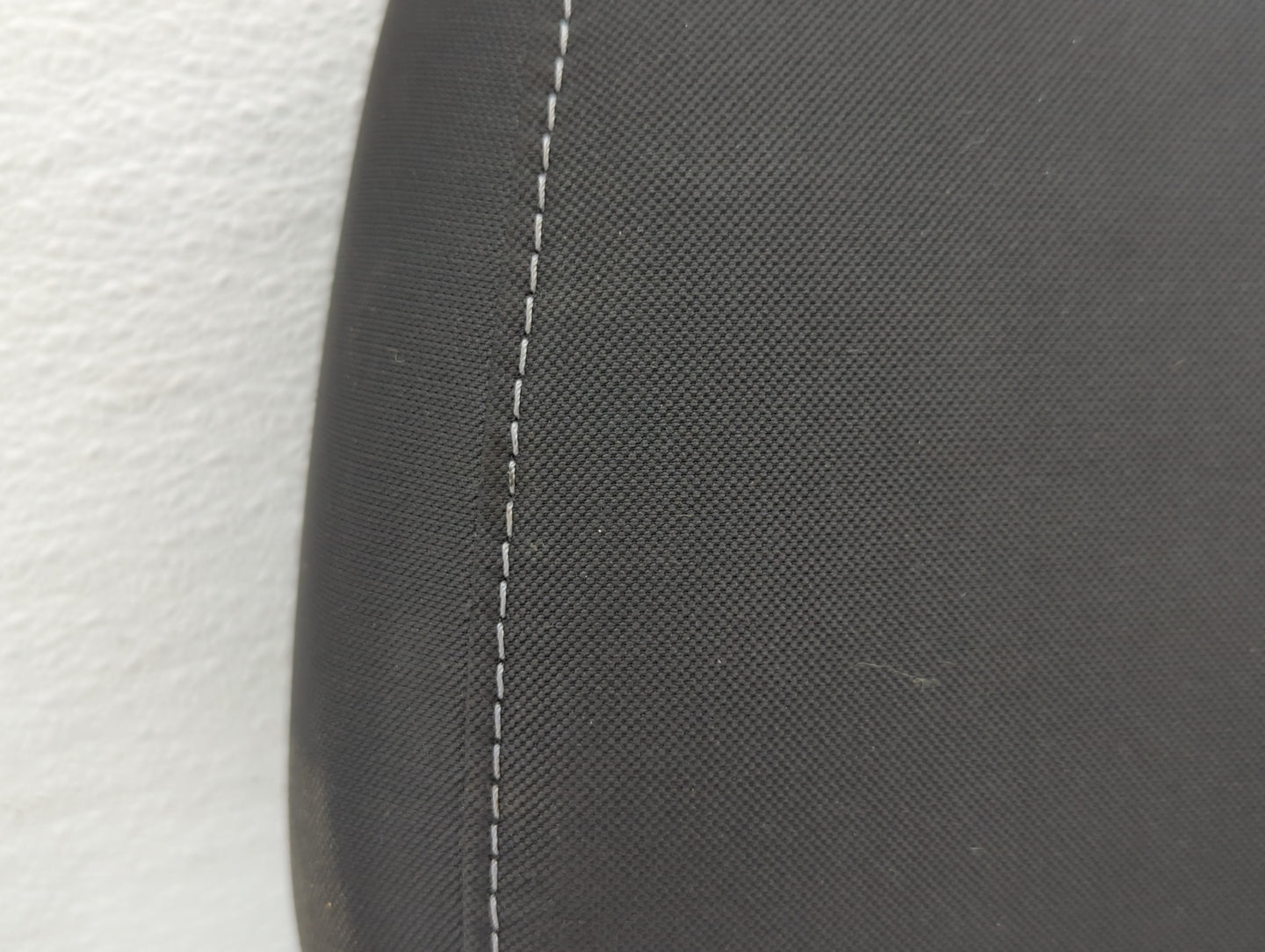 Ford Escape Headrest Head Rest Front Driver Passenger Seat Black - Oemusedautoparts1.com