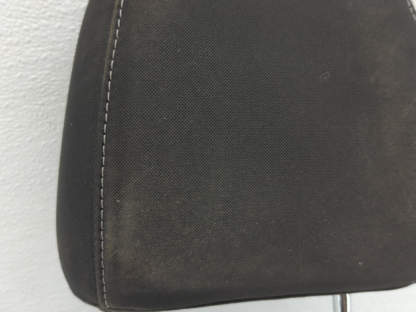 Ford Escape Headrest Head Rest Front Driver Passenger Seat Black - Oemusedautoparts1.com
