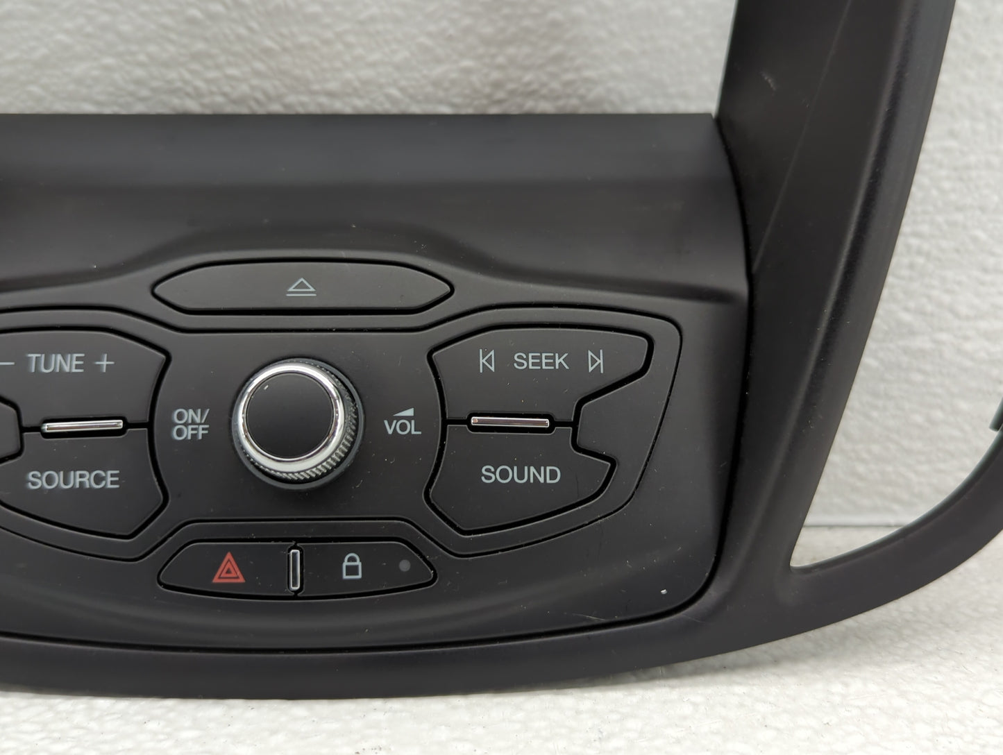 2013-2016 Ford Escape Radio AM FM Cd Player Receiver Replacement P/N:>C166Y< CJ54-18835-CCW Fits Fits 2013 2014 2015 2016 OE