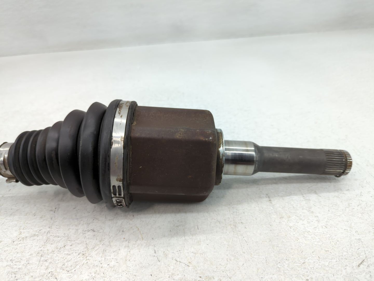 2013-2019 Ford Escape Axle Shaft Front Driver Cv C/v - Oemusedautoparts1.com