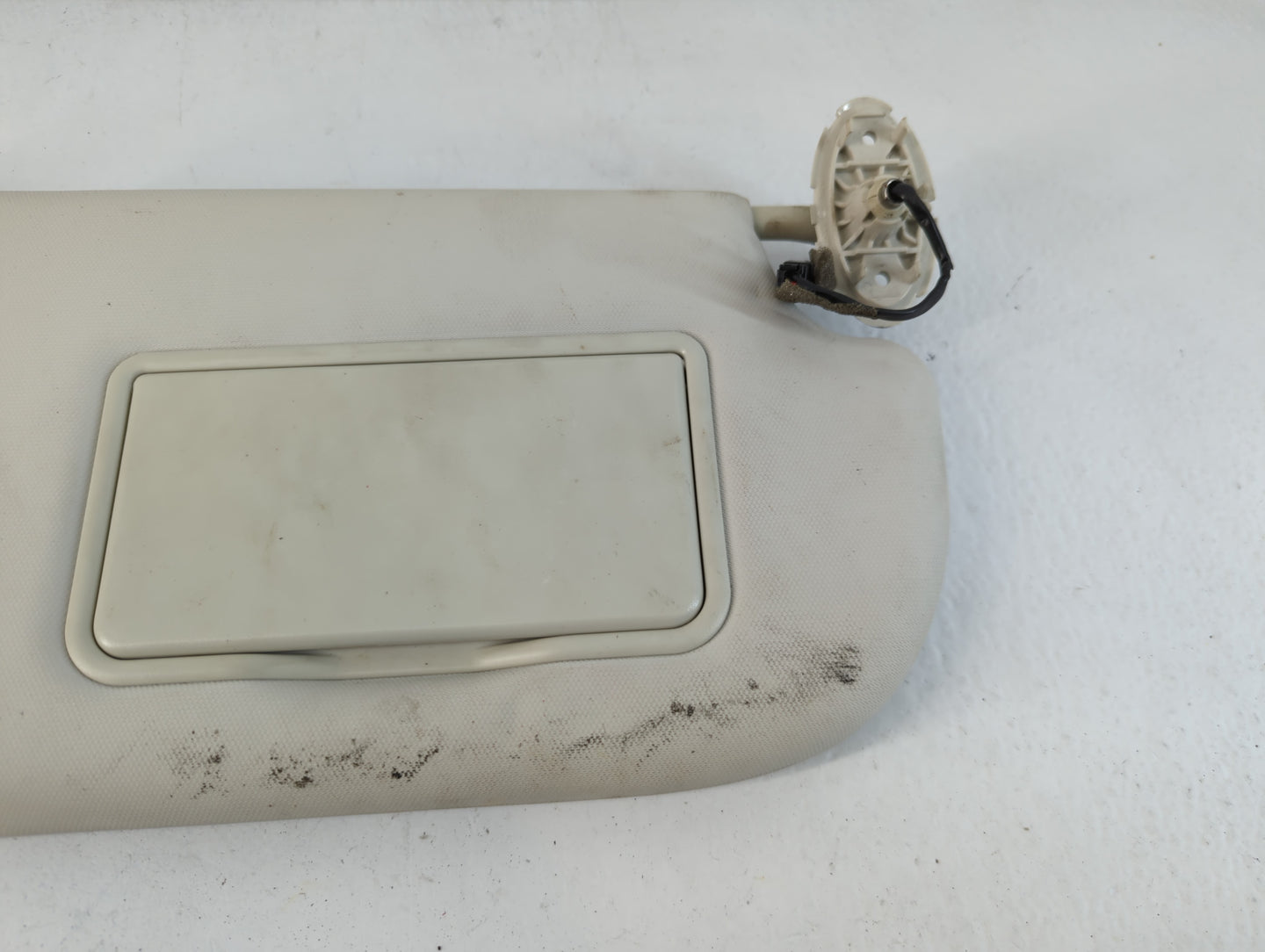 2013-2019 Ford Escape Sun Visor Shade Replacement Passenger Right Mirror Fits Fits 2013 2014 2015 2016 2017 2018 2019 OEM Us