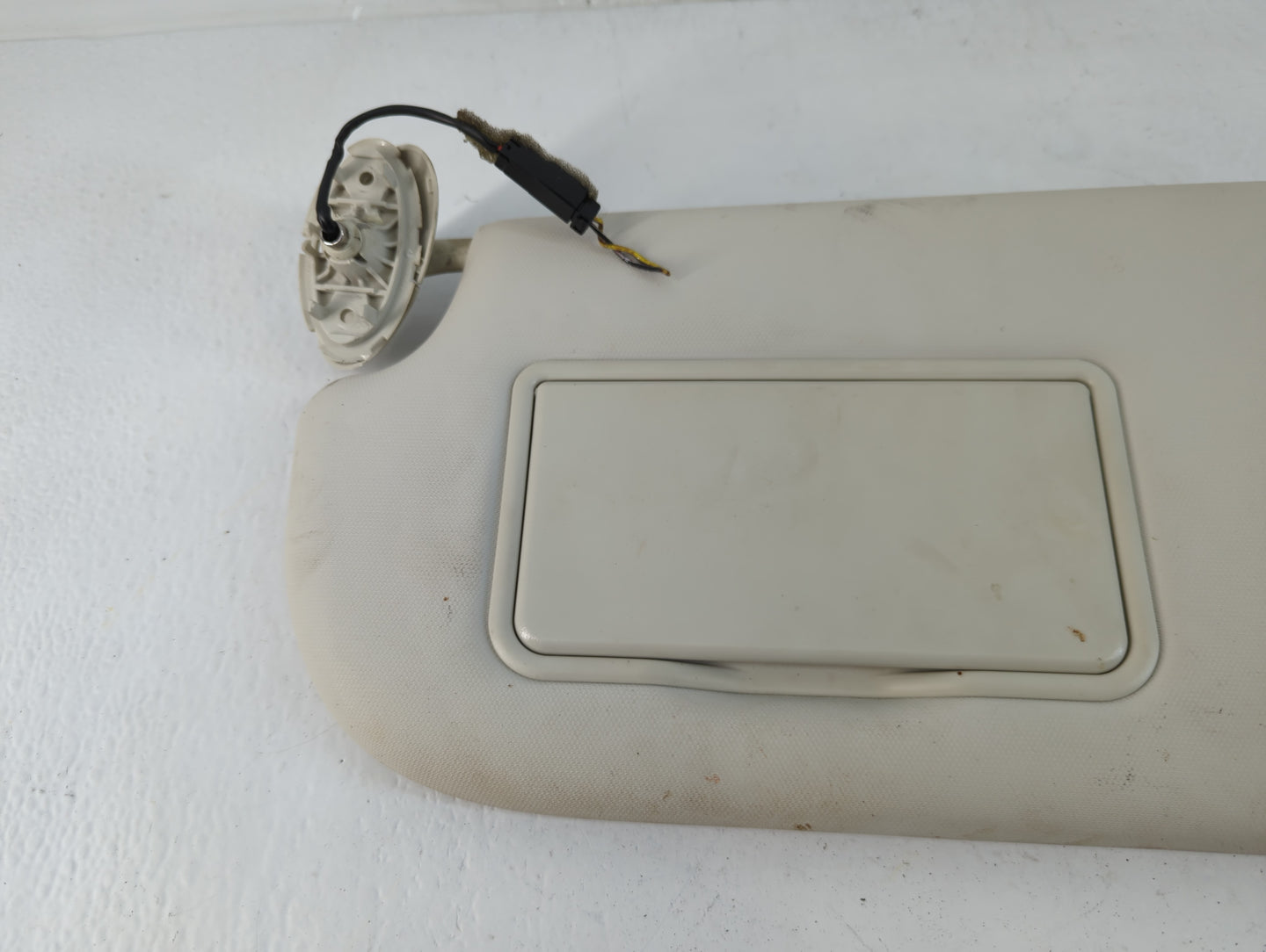 2013-2019 Ford Escape Sun Visor Shade Replacement Driver Left Mirror Fits Fits 2013 2014 2015 2016 2017 2018 2019 OEM Used A