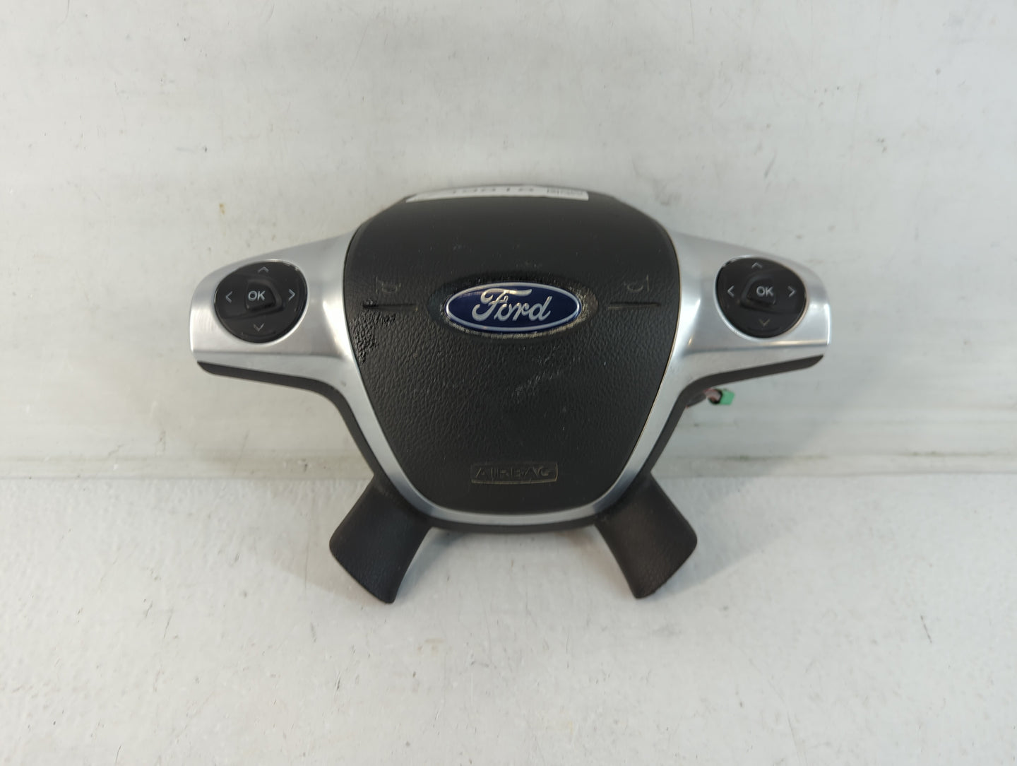 2013-2014 Ford Escape Air Bag Driver Left Steering Wheel Mounted P/N:CJ54 A042B85 CC3ZHE Fits Fits 2013 2014 2015 2016 2017 