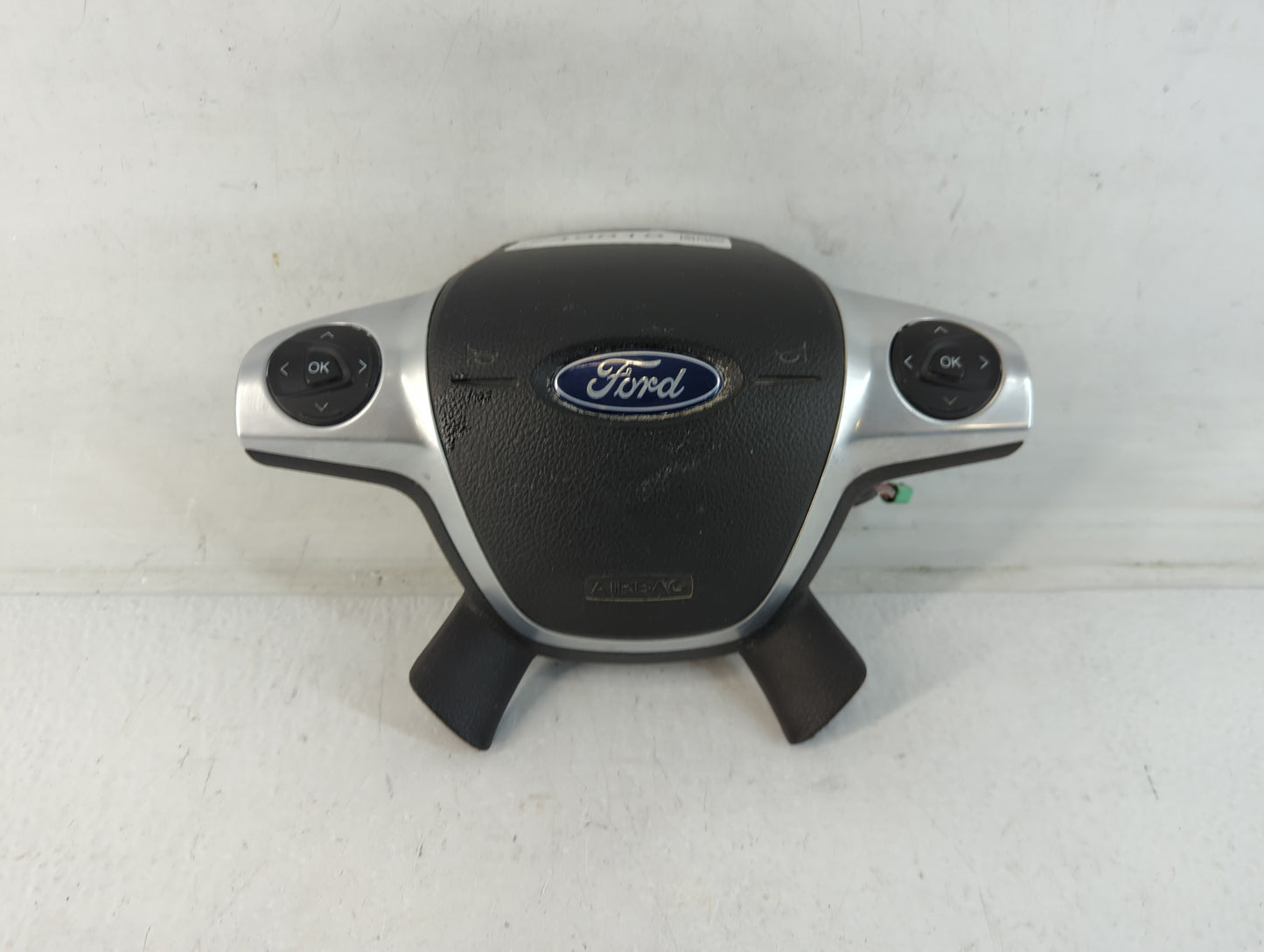 2013-2014 Ford Escape Air Bag Driver Left Steering Wheel Mounted P/N:CJ54 A042B85 CC3ZHE Fits Fits 2013 2014 2015 2016 2017 
