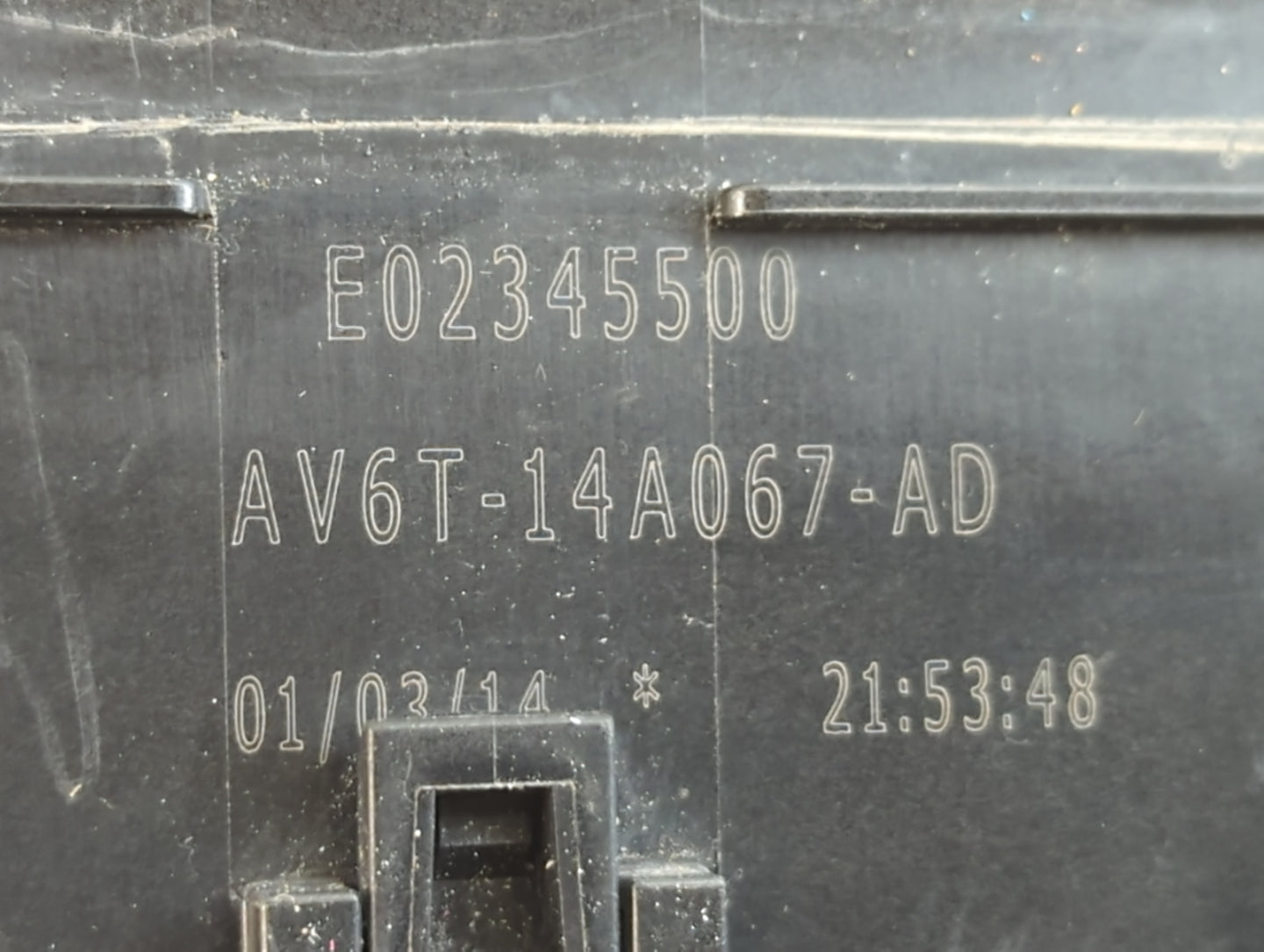 2013-2016 Ford Escape Fusebox Fuse Box Panel Relay Module P/N:E02345500 AV6T-14A067-AD Fits Fits 2013 2014 2015 2016 OEM Use