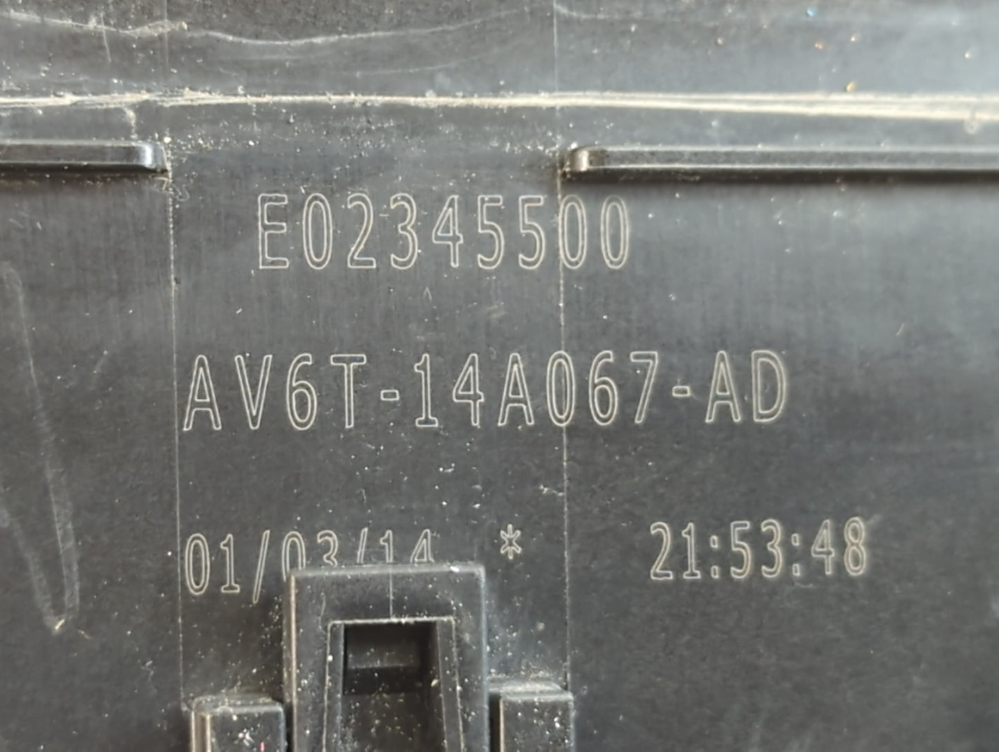 2013-2016 Ford Escape Fusebox Fuse Box Panel Relay Module P/N:E02345500 AV6T-14A067-AD Fits Fits 2013 2014 2015 2016 OEM Use