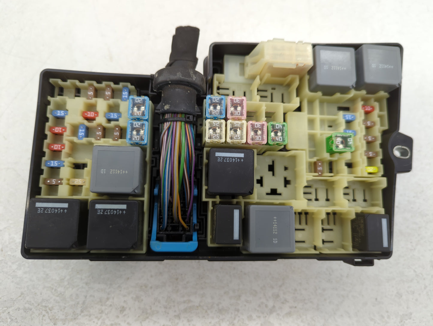 2013-2016 Ford Escape Fusebox Fuse Box Panel Relay Module P/N:AV6T-14A142-AB E0027328 Fits Fits 2013 2014 2015 2016 OEM Used