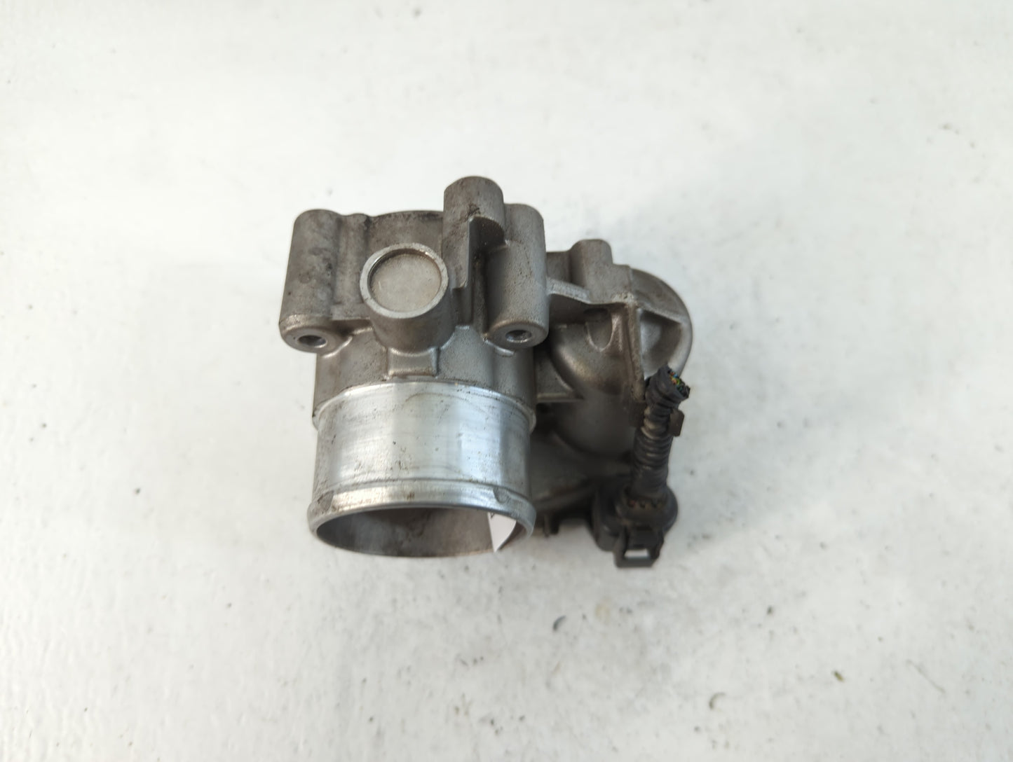 2013-2016 Ford Escape Throttle Body P/N:7S7G-9F991-CA Fits Fits 2013 2014 2015 2016 2017 2018 2019 OEM Used Auto Parts - Oem