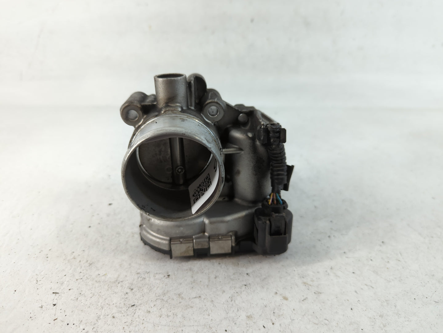 2013-2016 Ford Escape Throttle Body P/N:7S7G-9F991-CA Fits Fits 2013 2014 2015 2016 2017 2018 2019 OEM Used Auto Parts - Oem