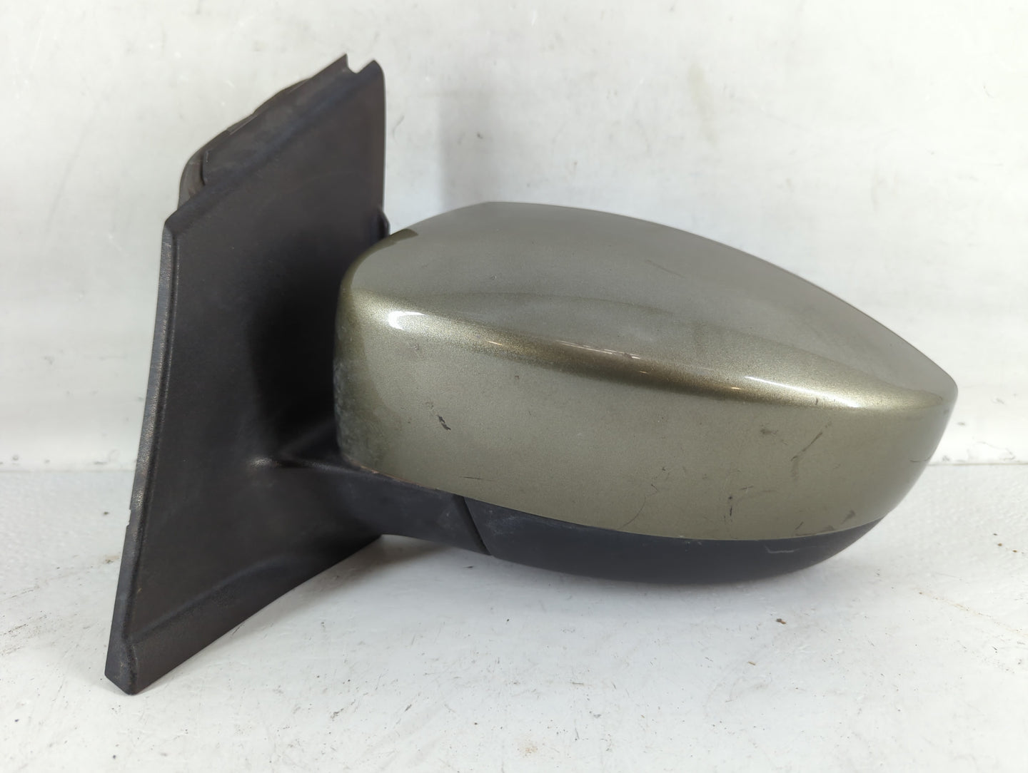 2013-2016 Ford Escape Driver Side View Mirror - Left Door Mirror OEM Used - Oemusedautoparts1.com