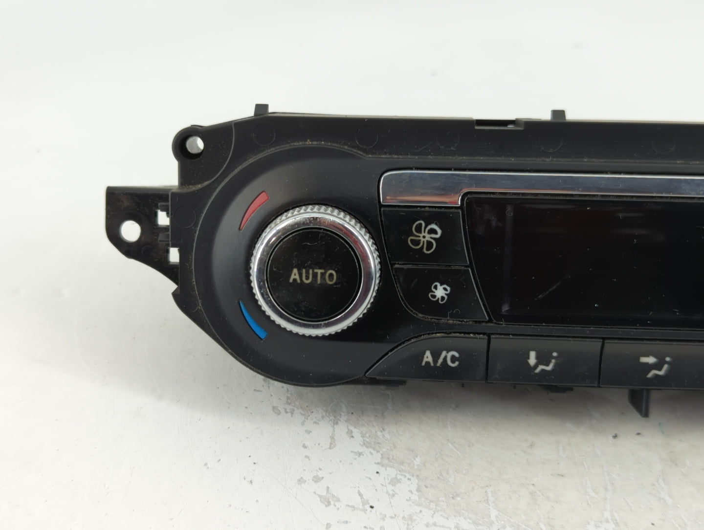 2013-2015 Ford Escape Climate Control Module Temperature AC/Heater Replacement P/N:18C612-BC L04940537 Fits Fits 2013 2014 2