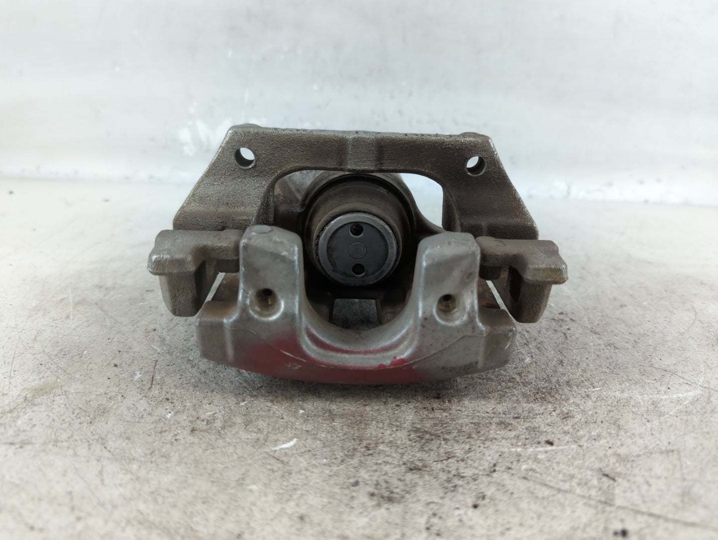 2013-2016 Ford Escape Front Driver Left Brake Caliper - Oemusedautoparts1.com