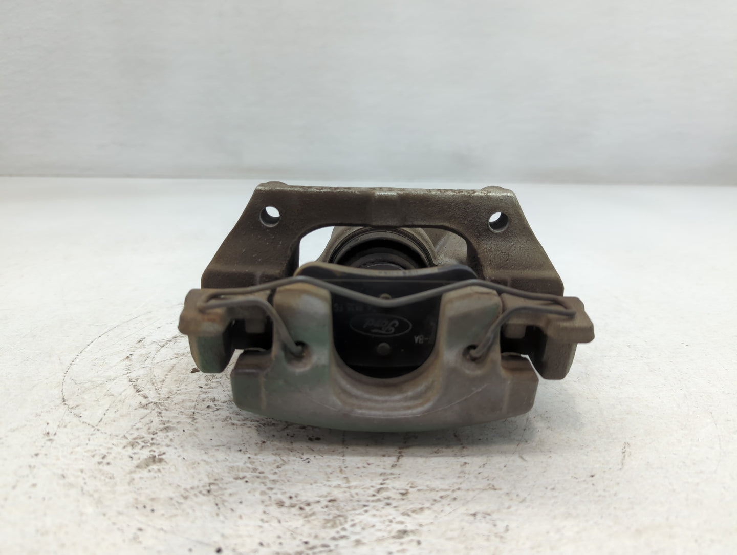 2013-2016 Ford Escape Front Passenger Right Brake Caliper - Oemusedautoparts1.com