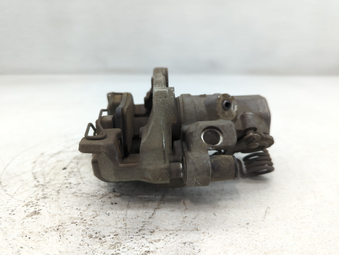 2013-2016 Ford Escape Front Passenger Right Brake Caliper - Oemusedautoparts1.com