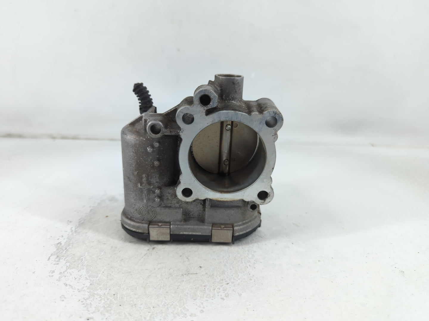 2013-2016 Ford Escape Throttle Body P/N:7S7G-9F991-CA Fits Fits 2013 2014 2015 2016 2017 2018 2019 OEM Used Auto Parts - Oem