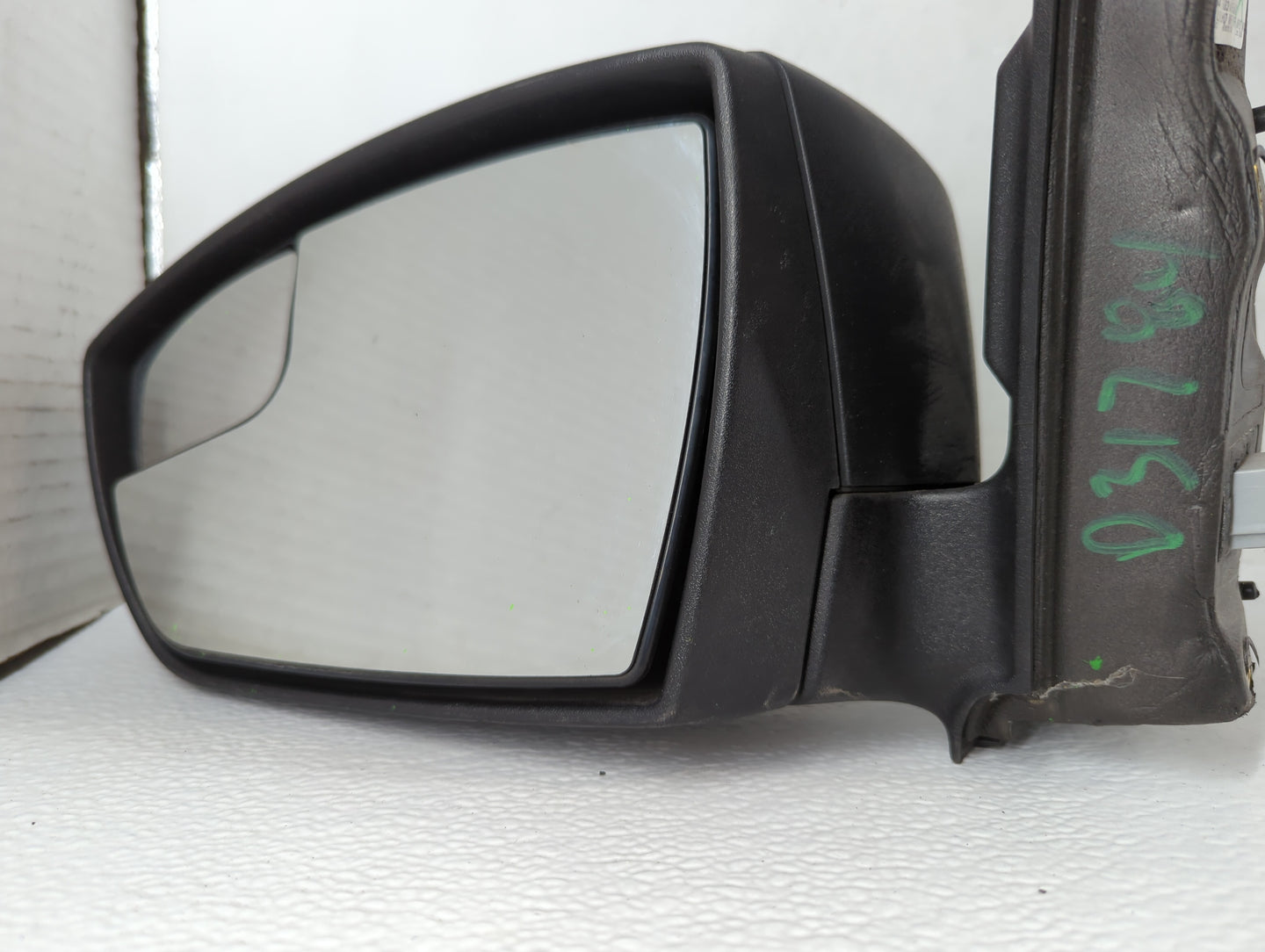 2013-2016 Ford Escape Driver Side View Mirror - Left Door Mirror OEM Used - Oemusedautoparts1.com